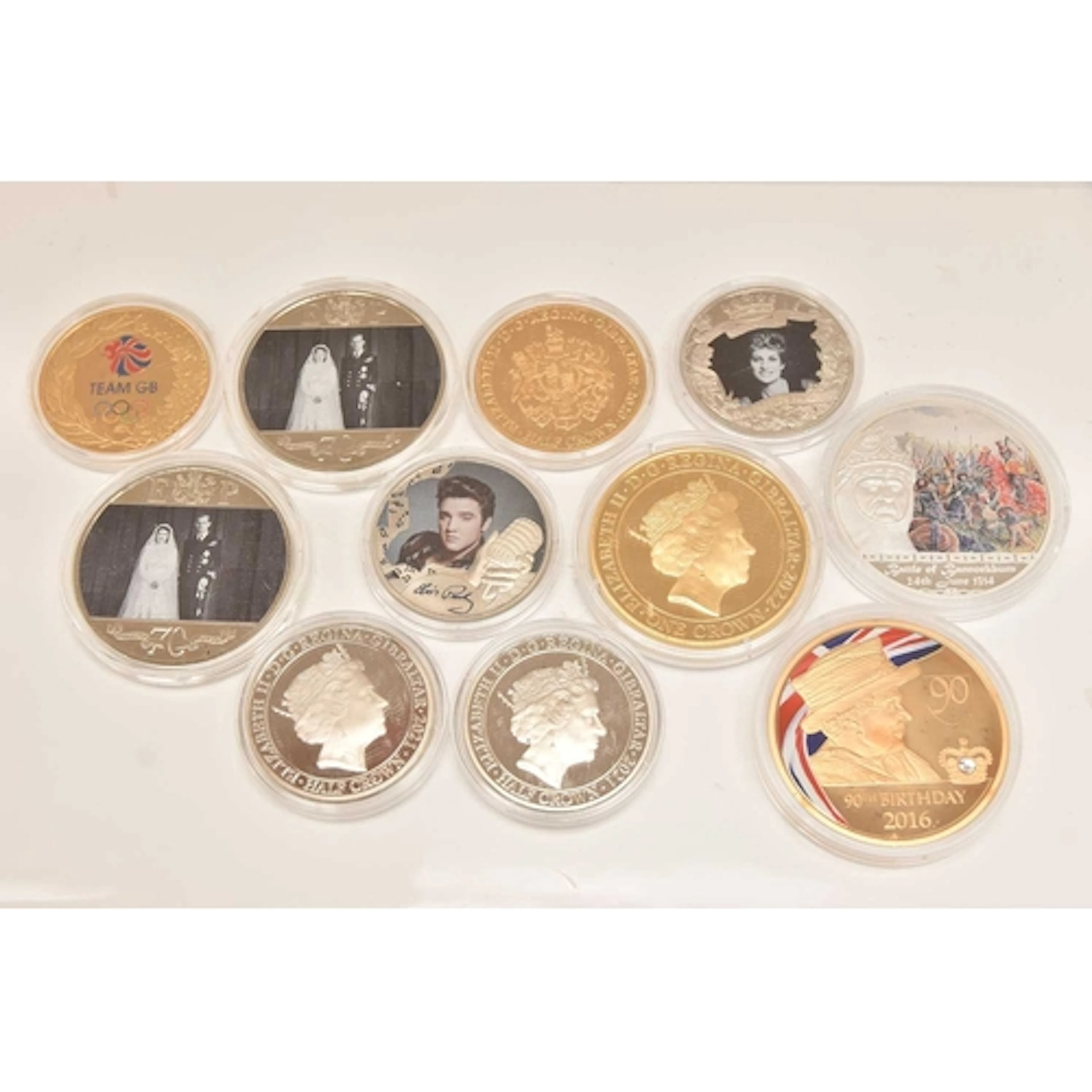 A BAG OF ASSORTED COLLECTABLE COMMEMORATIVE COINS, all encap...