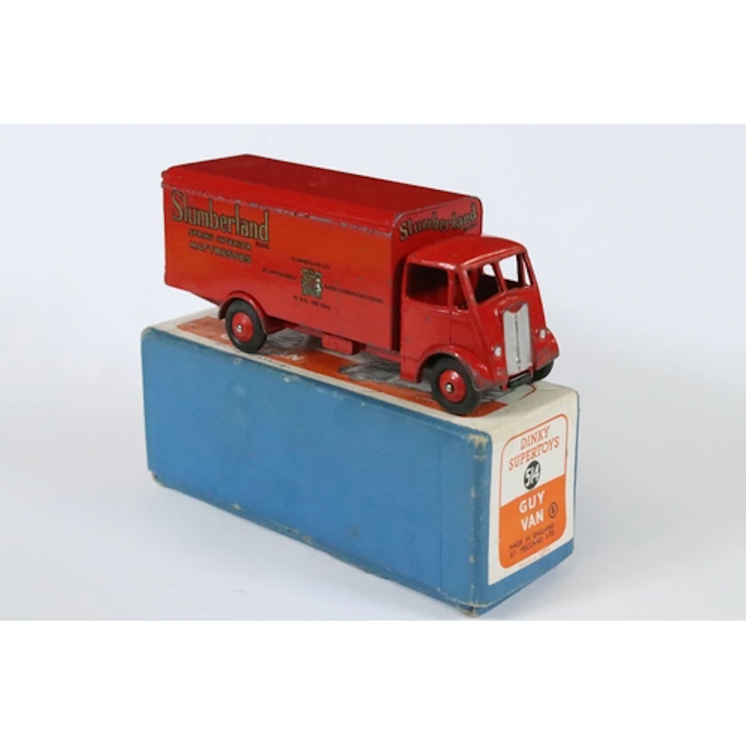 Two boxed Dinky diecast models to include 514 Guy Van Slumbe...