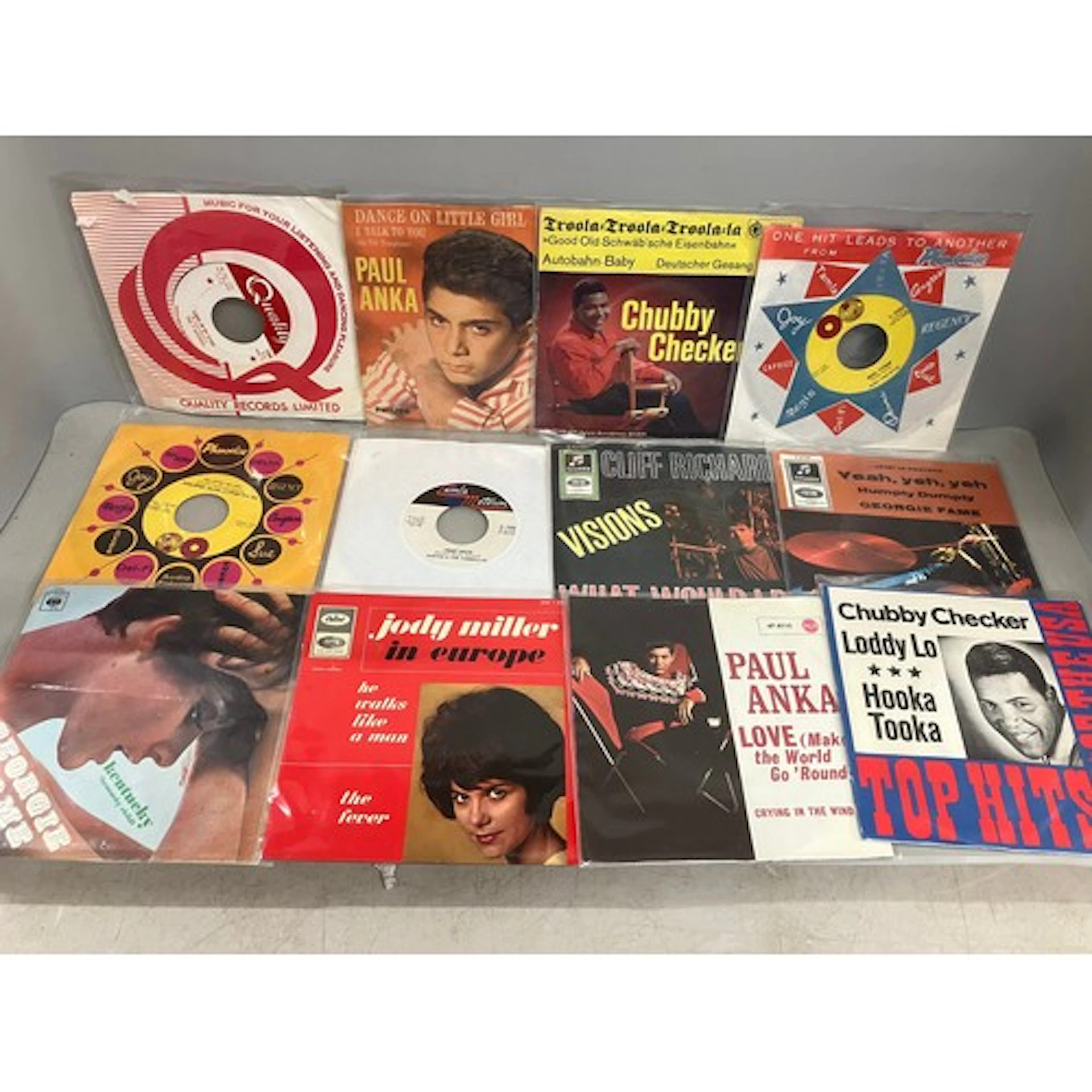 Collection of assorted 45rpm singles 60s / 70s / 80s, to inc...