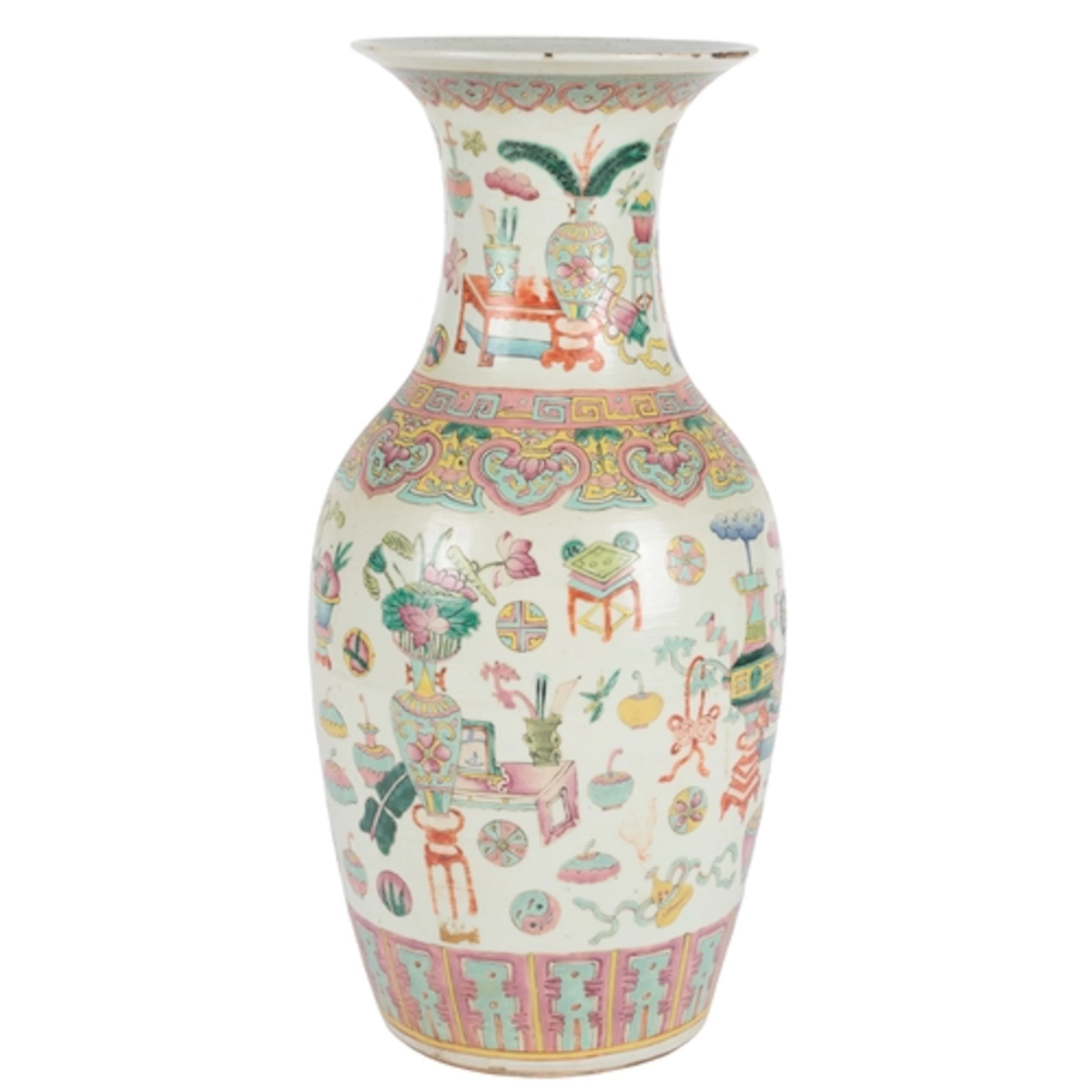 A Chinese famille rose 'Hundred Antiques' vase, 19th century...