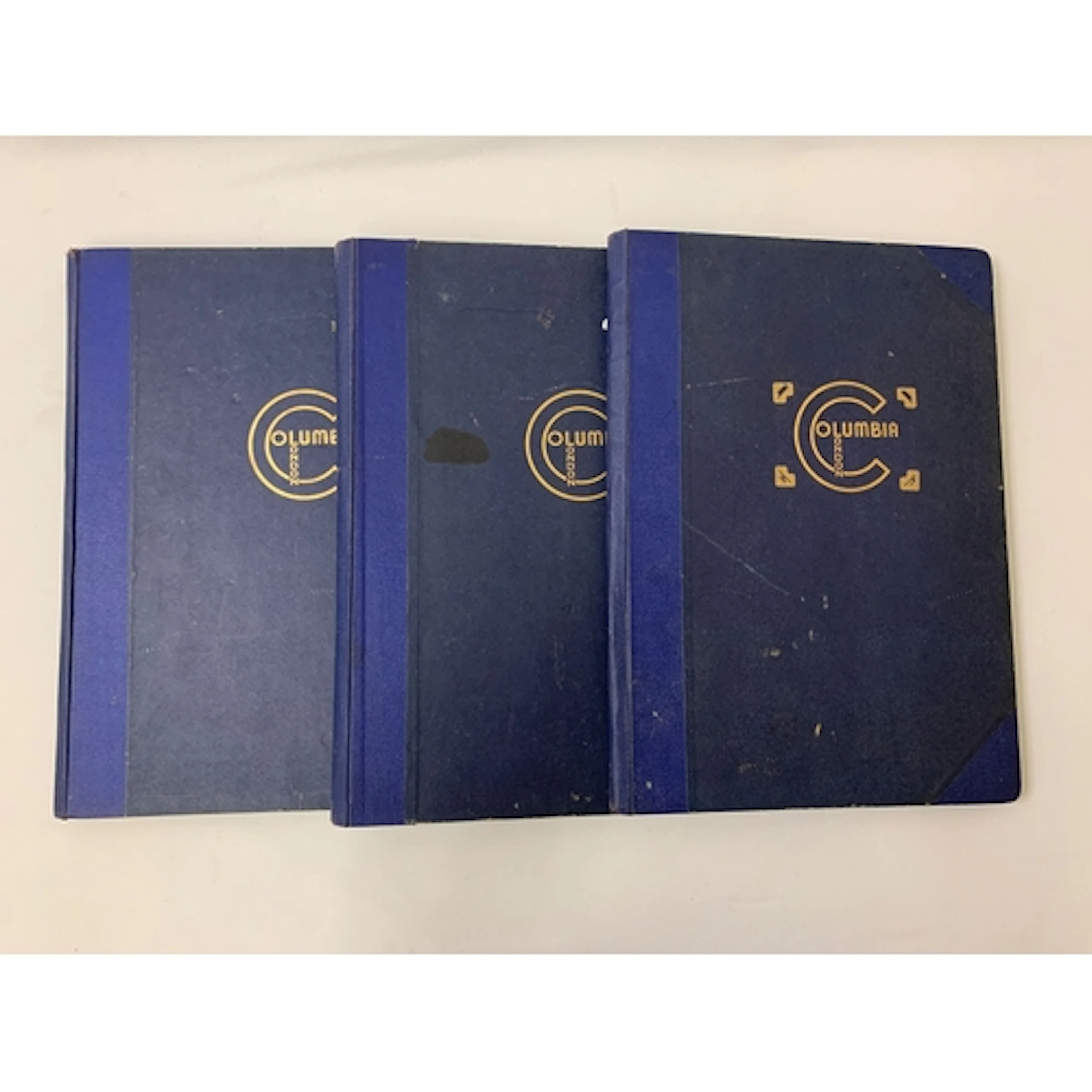 Columbia London Postcards Albums containing tourist postcard...