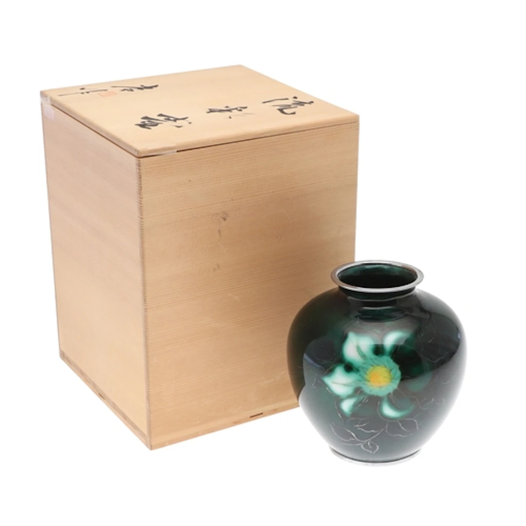 JAPANESE CLOISONNE VASE. 20thc, possibly by Ando Jubei, with...