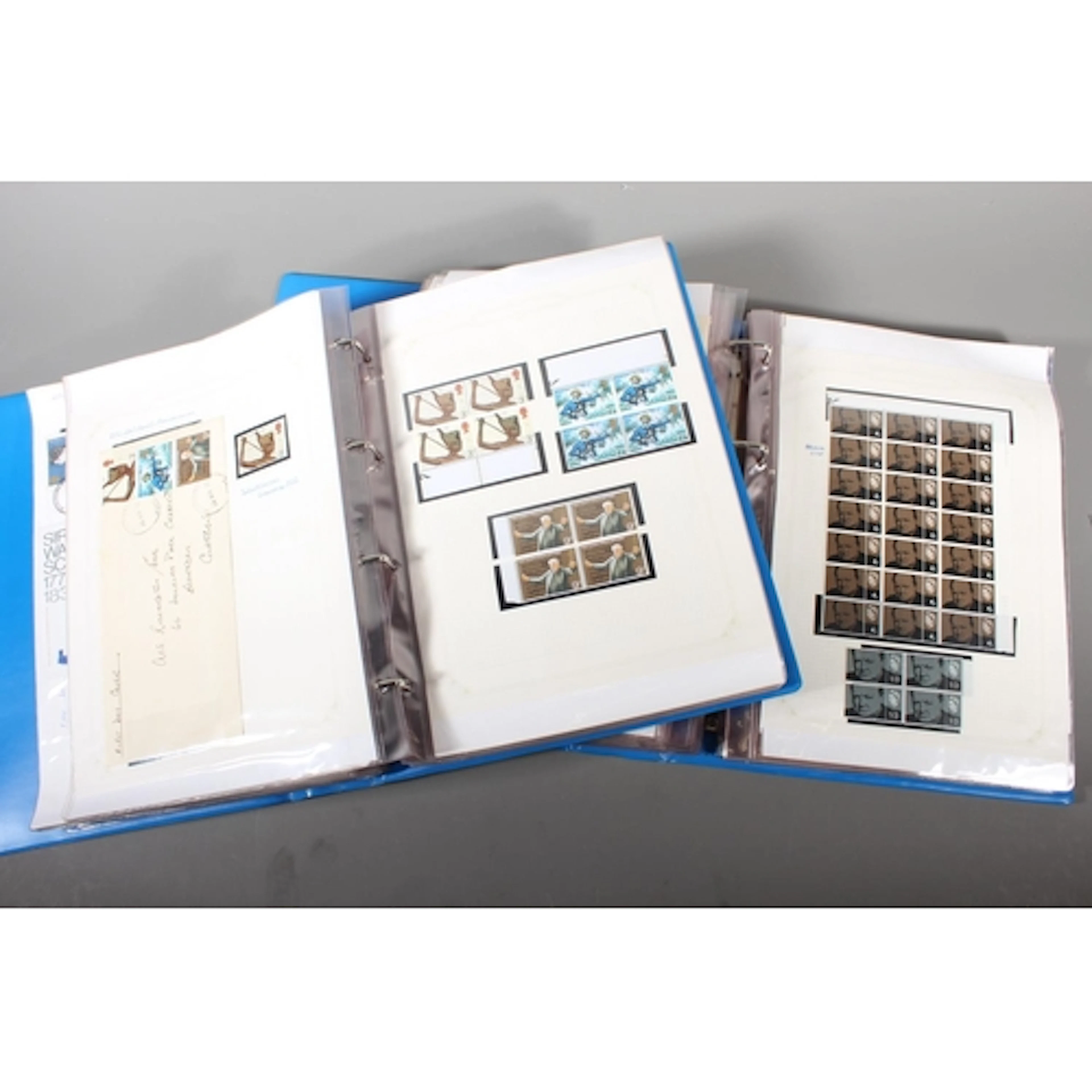 GREAT BRITAIN GB stamp collection spanning the reigns of Kin...
