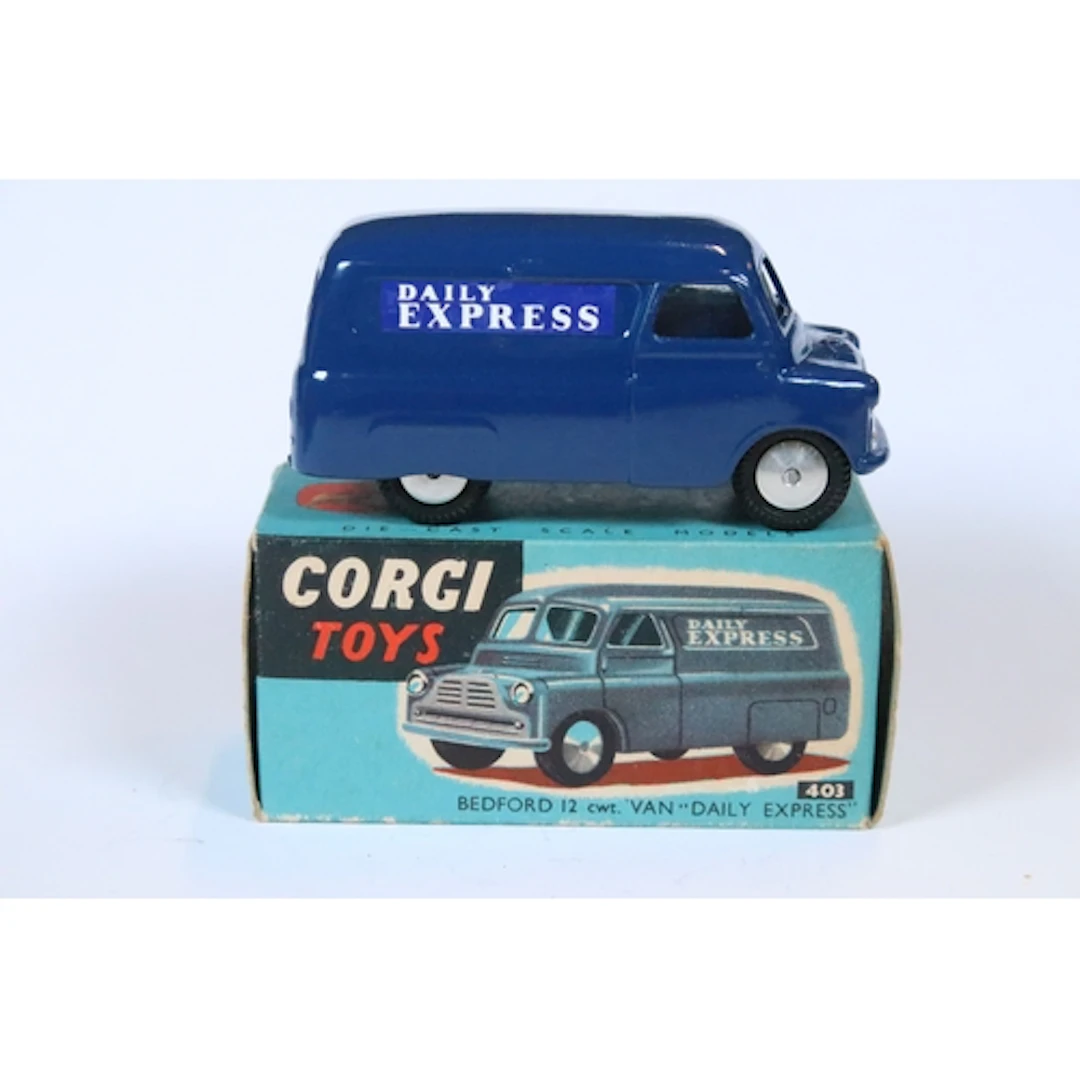 Boxed Corgi 403 Bedford 12 cwt Daily Express Van diecast mod...