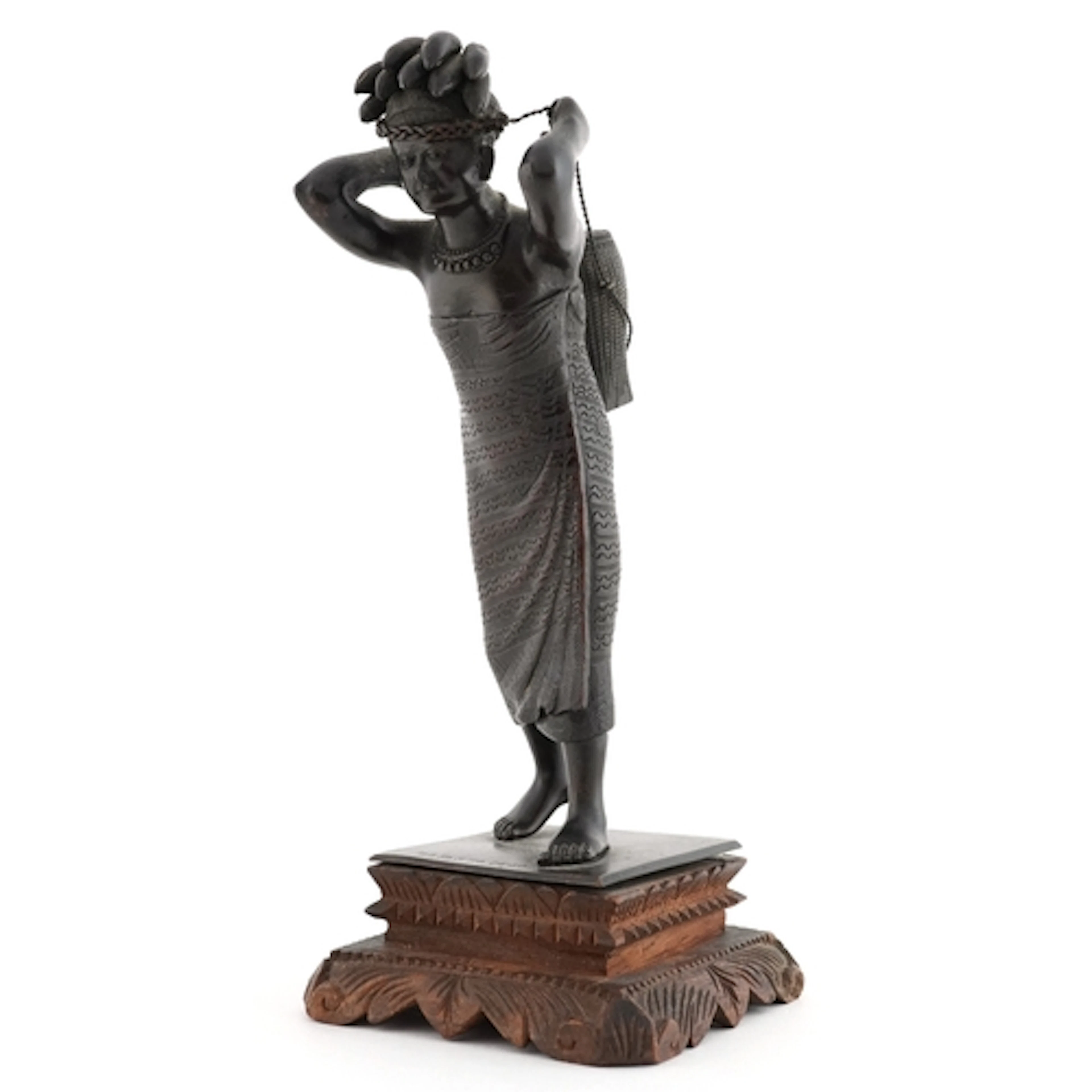 Early 20th century Burmese pegu bronze figurine of a woman c...