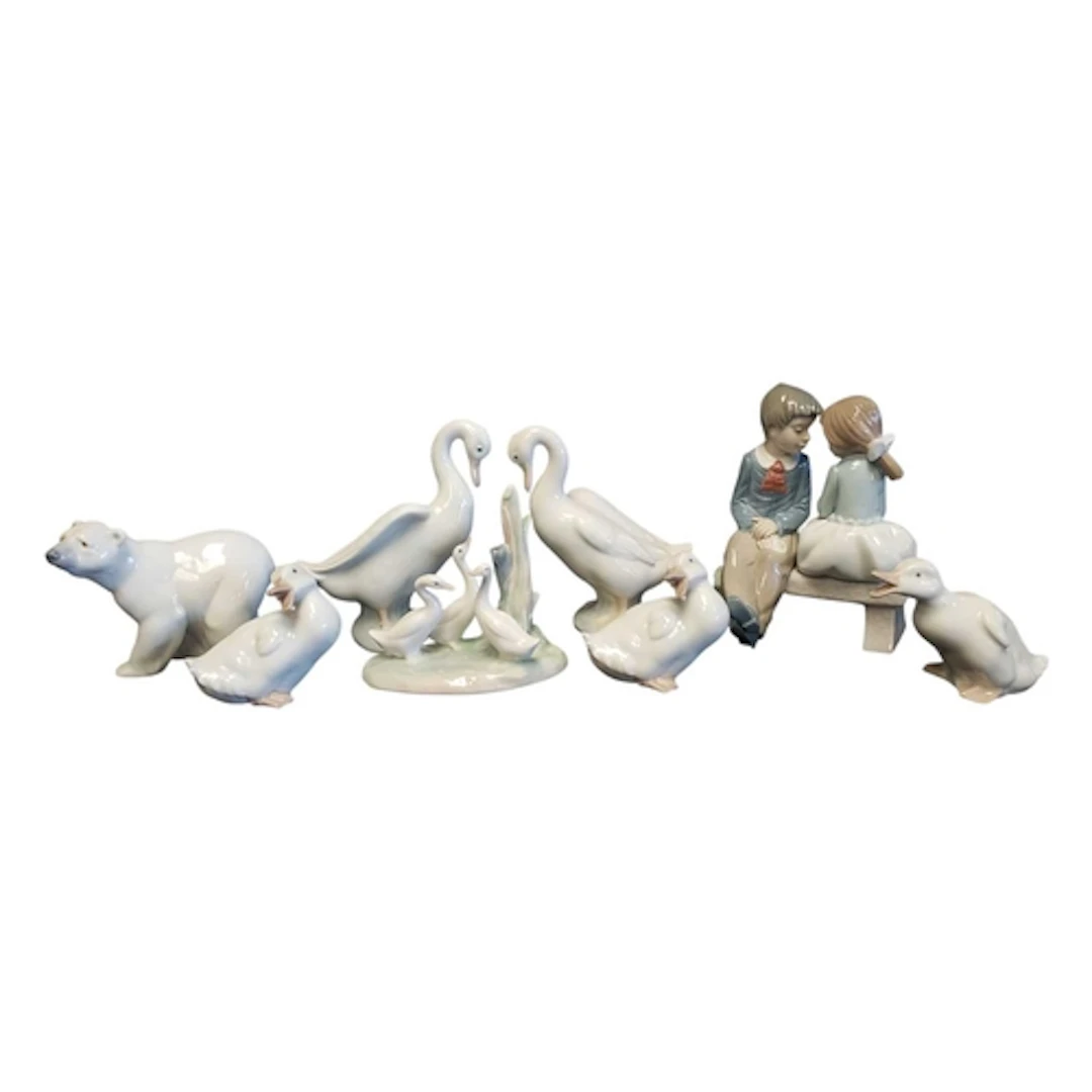 Nao by Lladro - Collection of late 20th century porcelain fi...