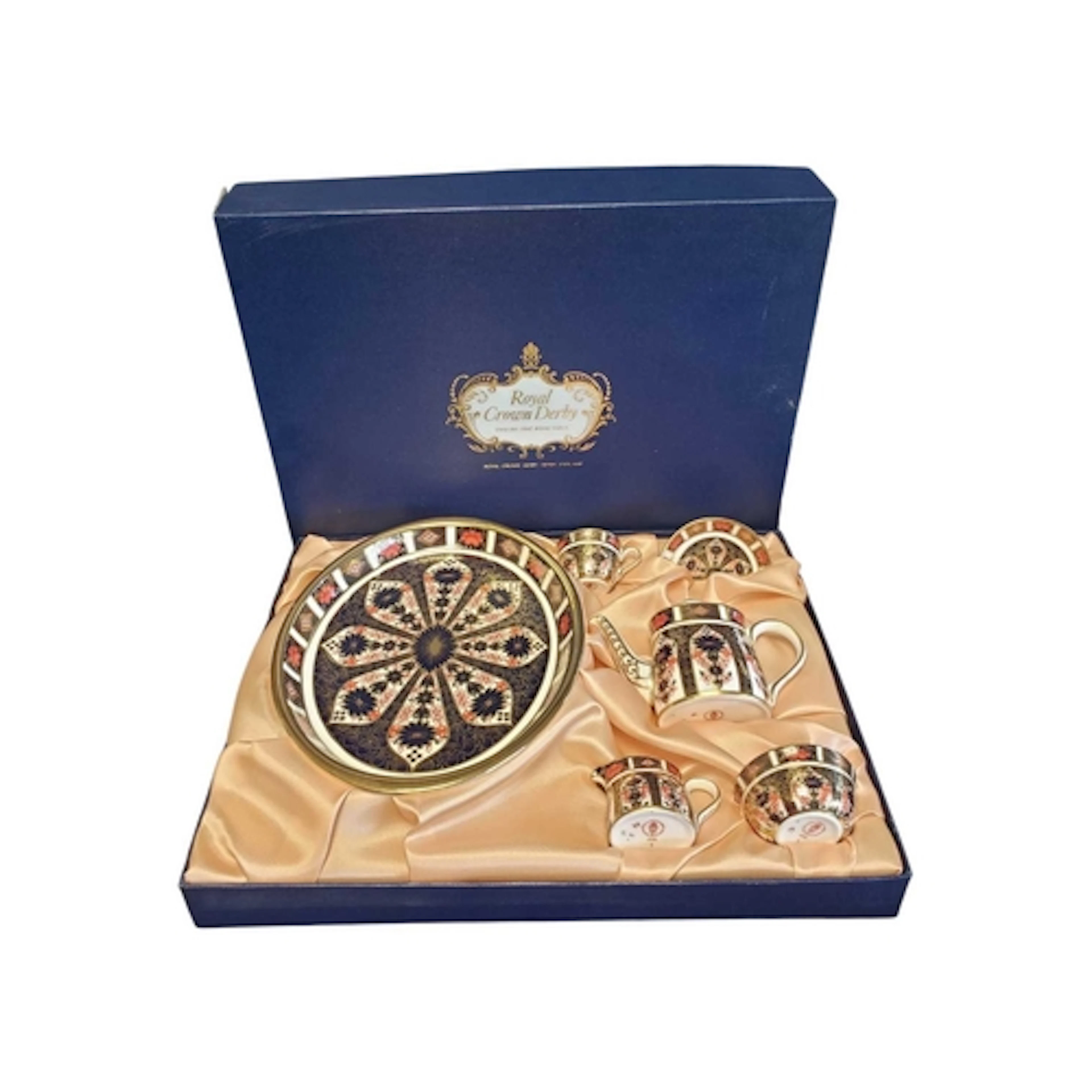 Royal Crown Derby - A Royal Crown Derby miniature cabaret se...