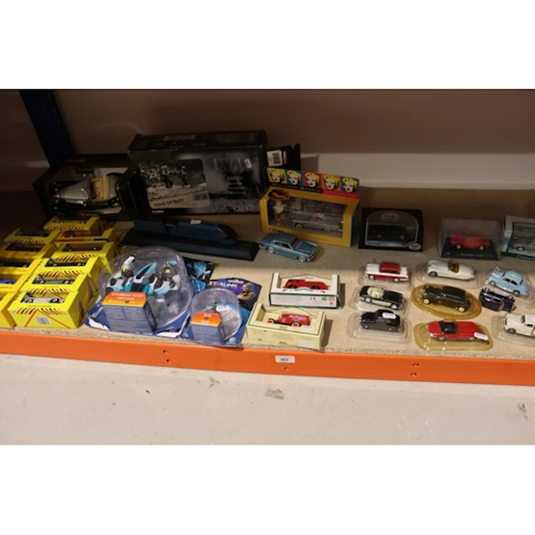 Diecast vehicle models to include Corgi, Burago, Corgi Maril...