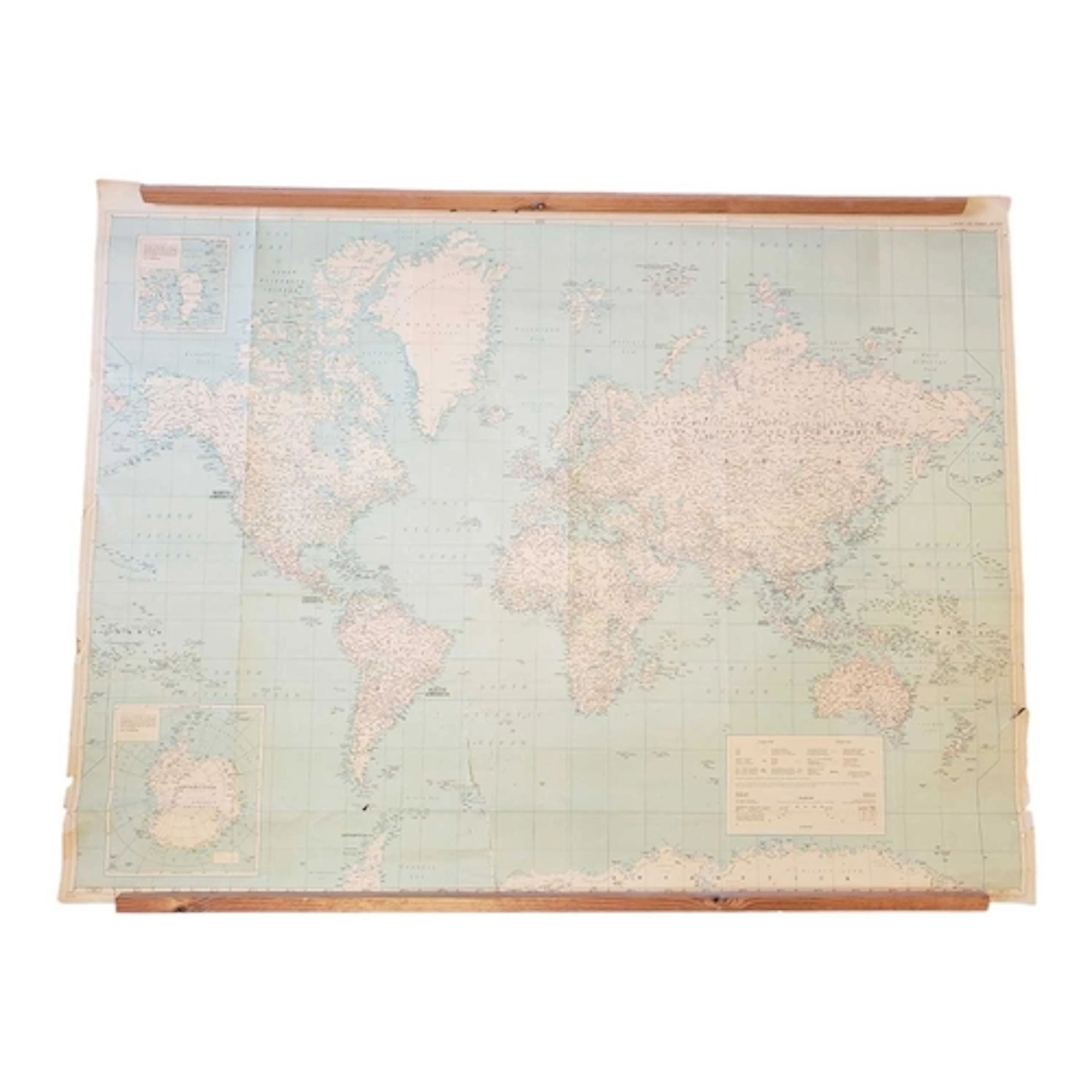 Mid century vintage Daily Telegraph Map of the World publish...