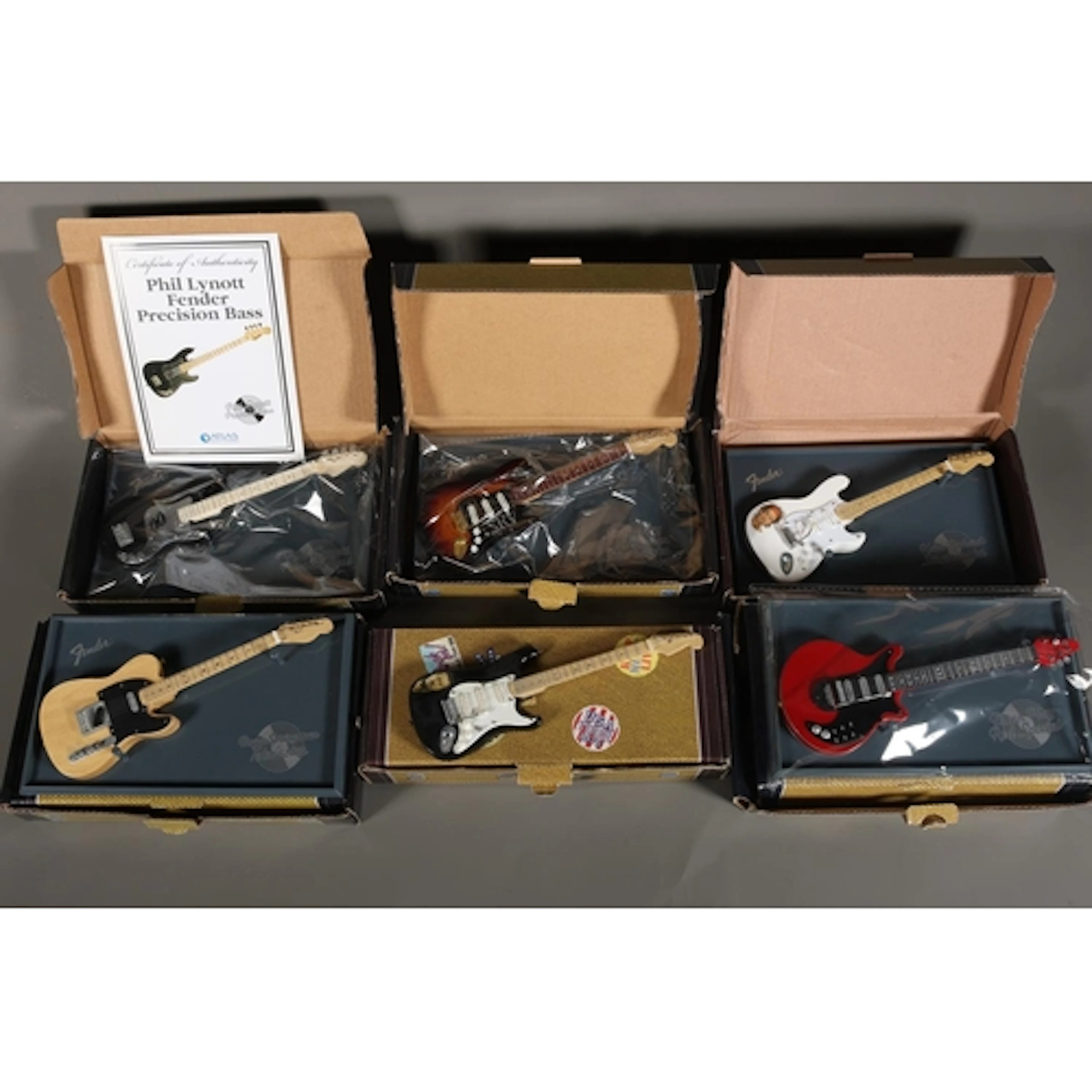 Large quantity of boxed Atlas Edition, Guitars of the Stars