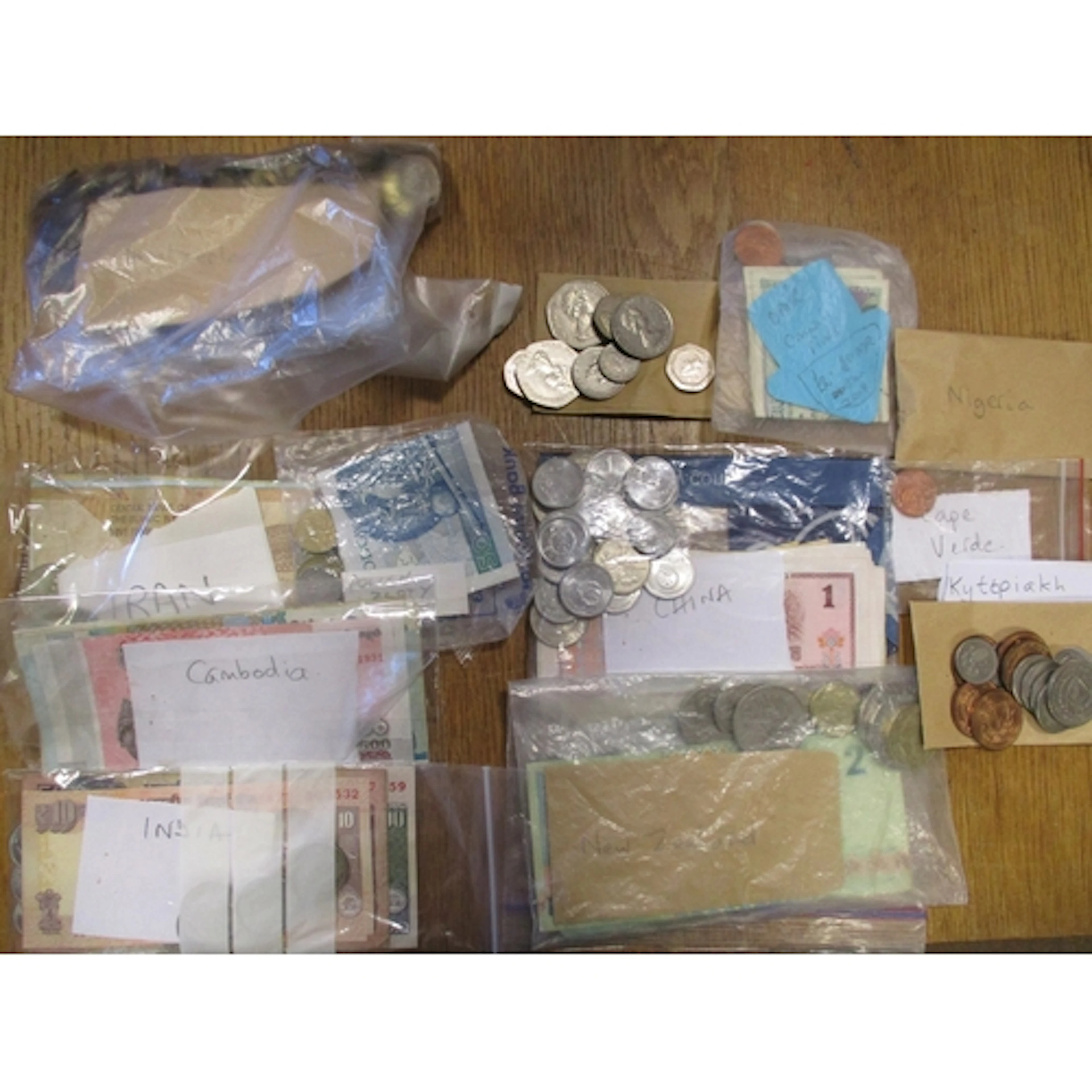 Collection of coins and banknotes generally fine and better ...