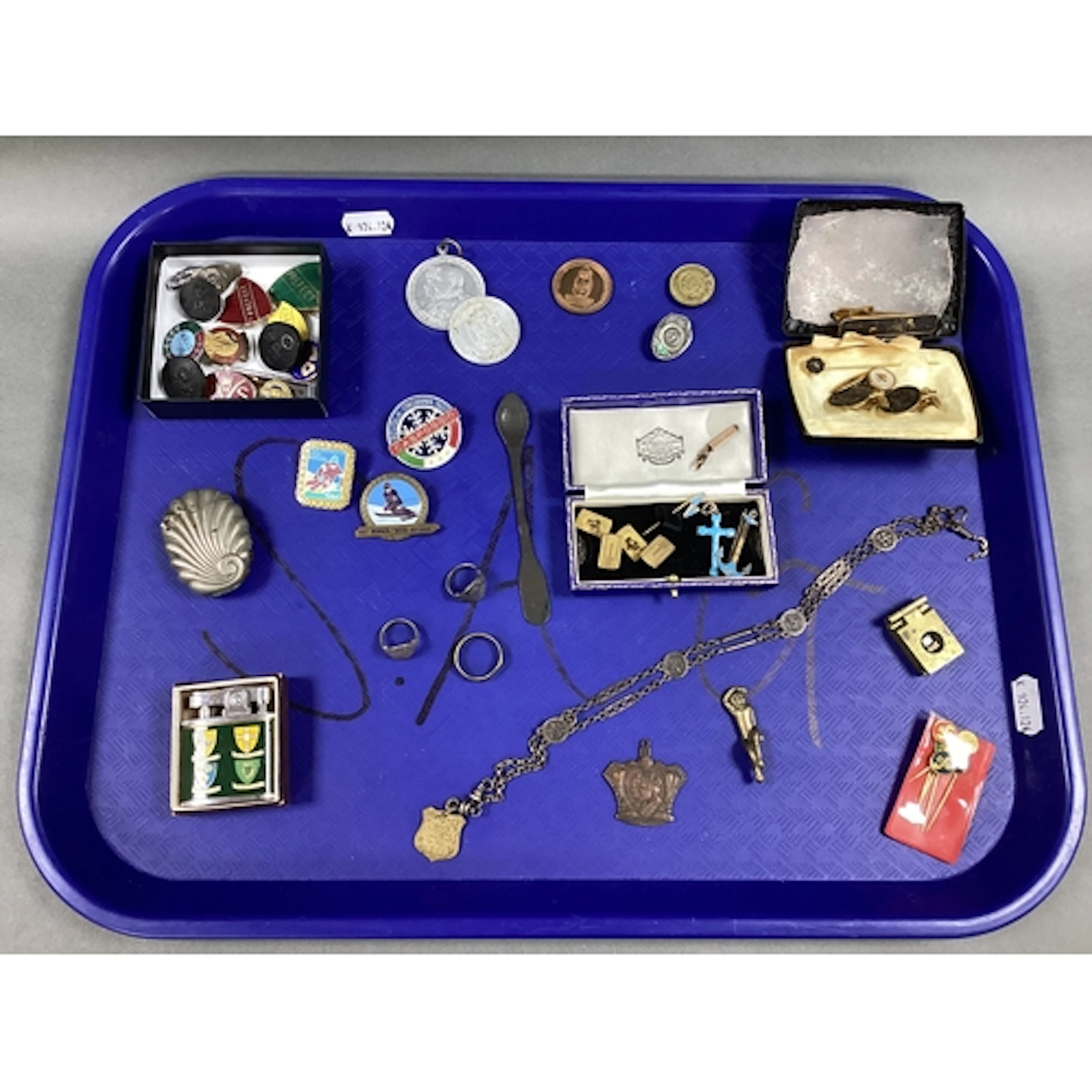 A Collection of Vintage and Later Gent's Jewellery and Other...