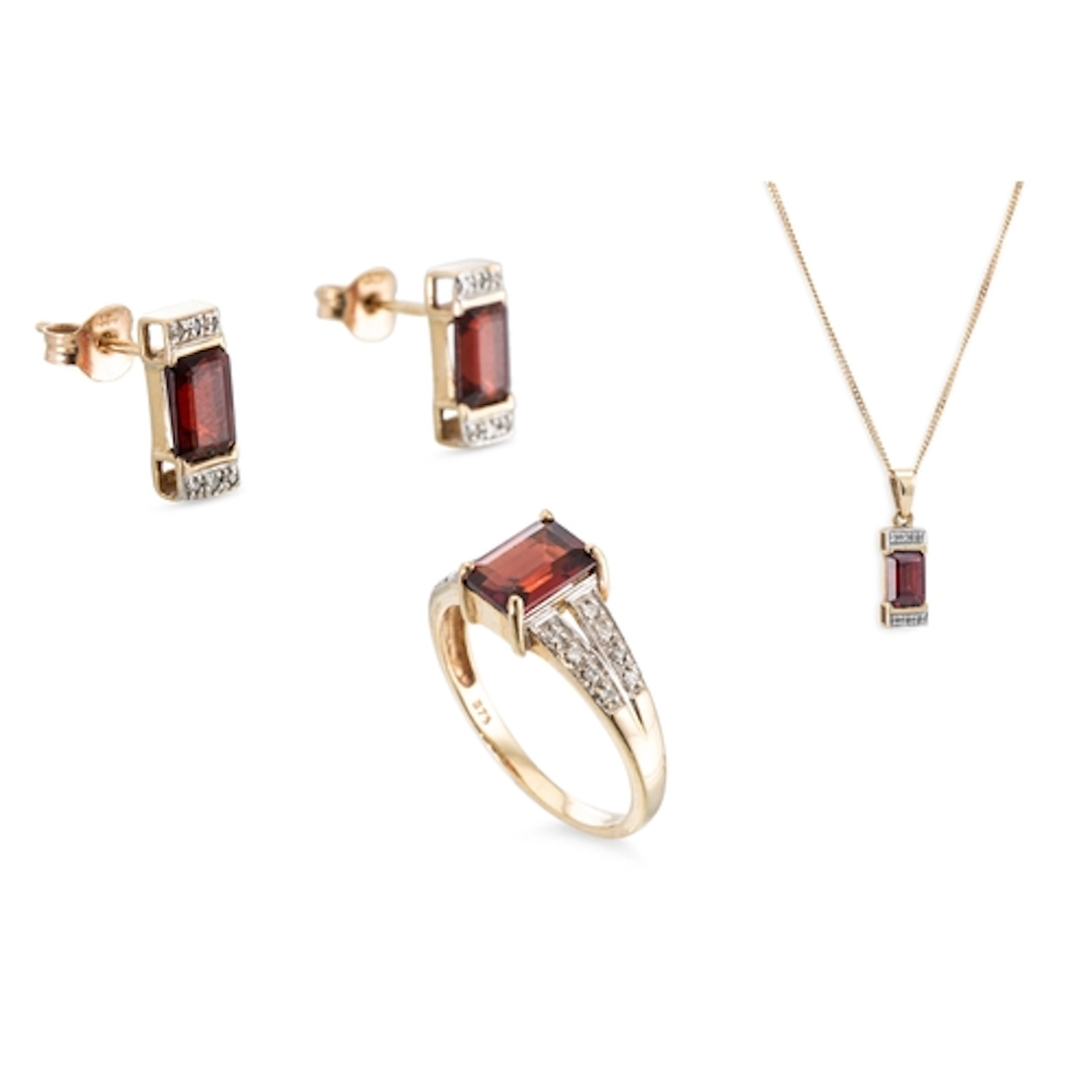 A THREE-PIECE GARNET SET SUITE OF 9CT YELLOW GOLD, to includ...