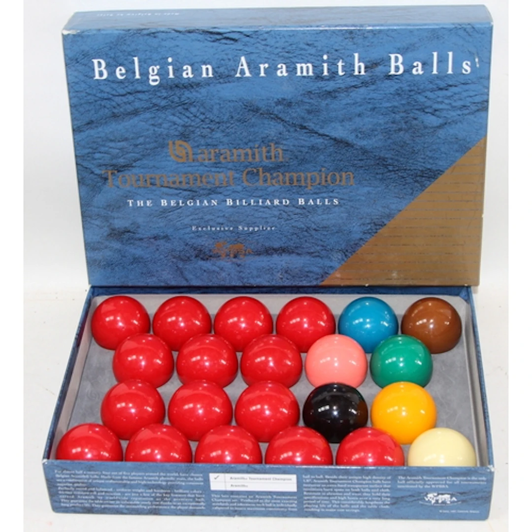 Vintage Snooker Accessories: Full set of quality Belgian Ara...