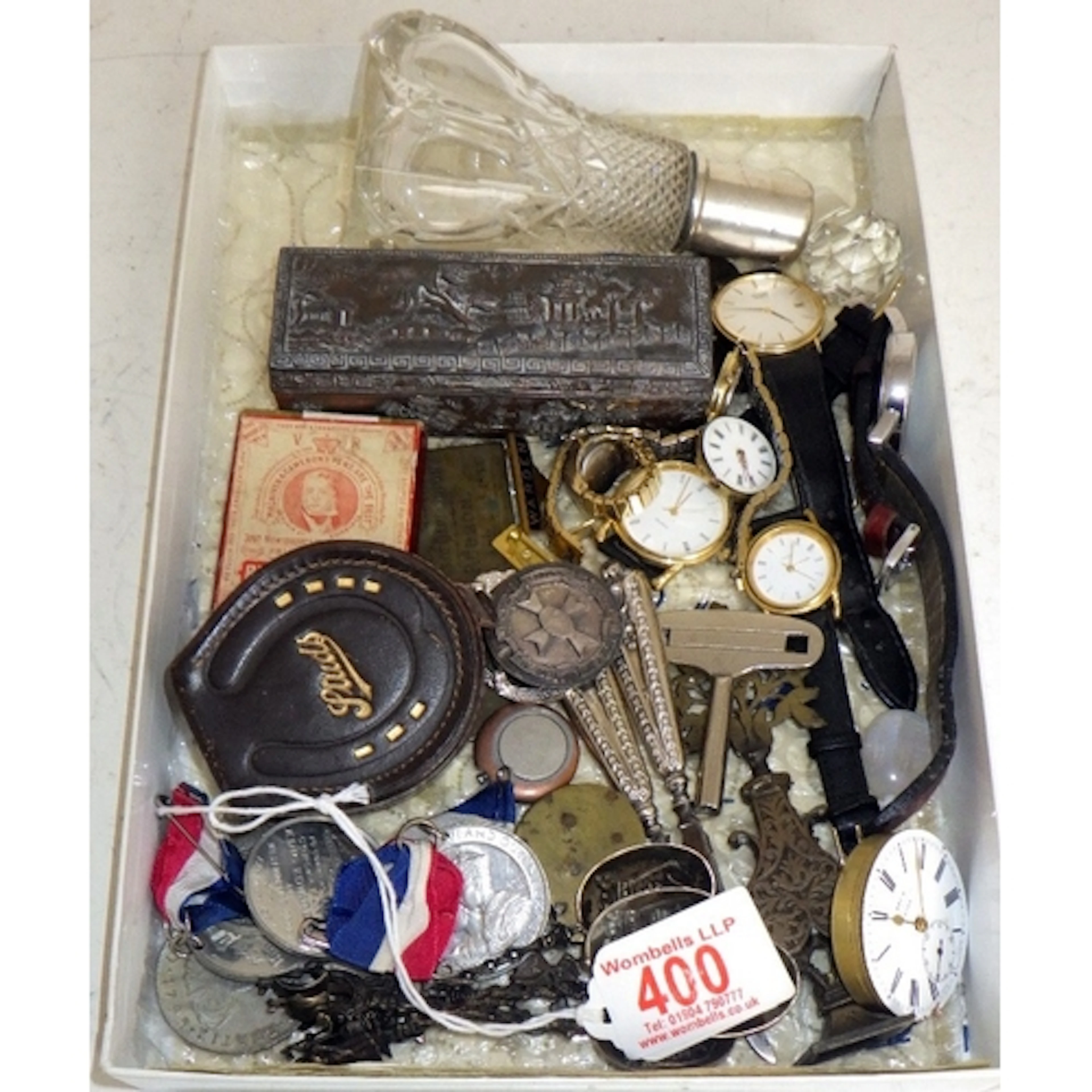 A collectors' lot to inc watches, medals etc