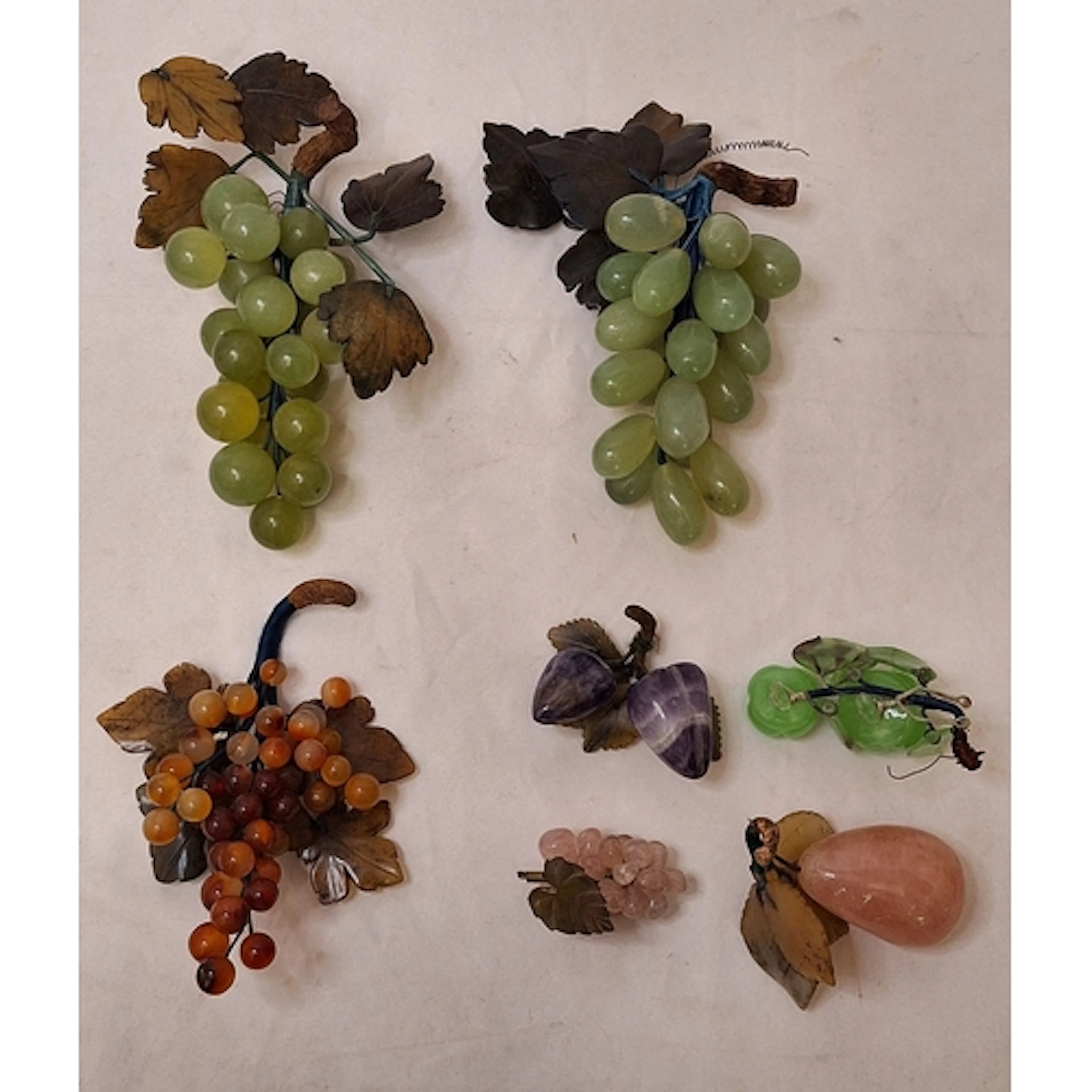 Hardstone Fruit incl. grapes, pink quartz & amethyst etc., l...