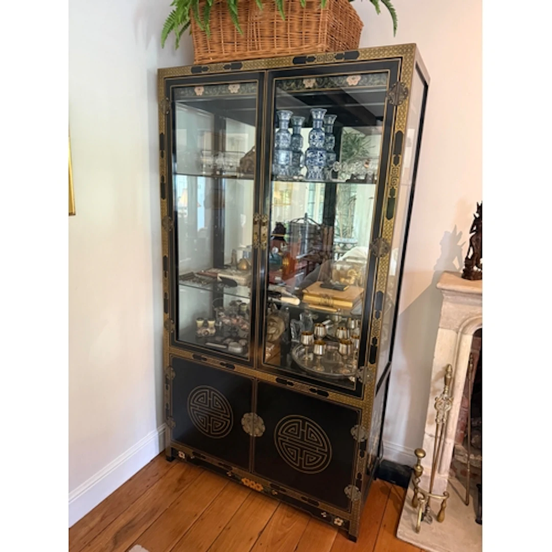 A PAIR CHINOISERIE BLACK LACQUERED DISPLAY CABINETS Each wit...