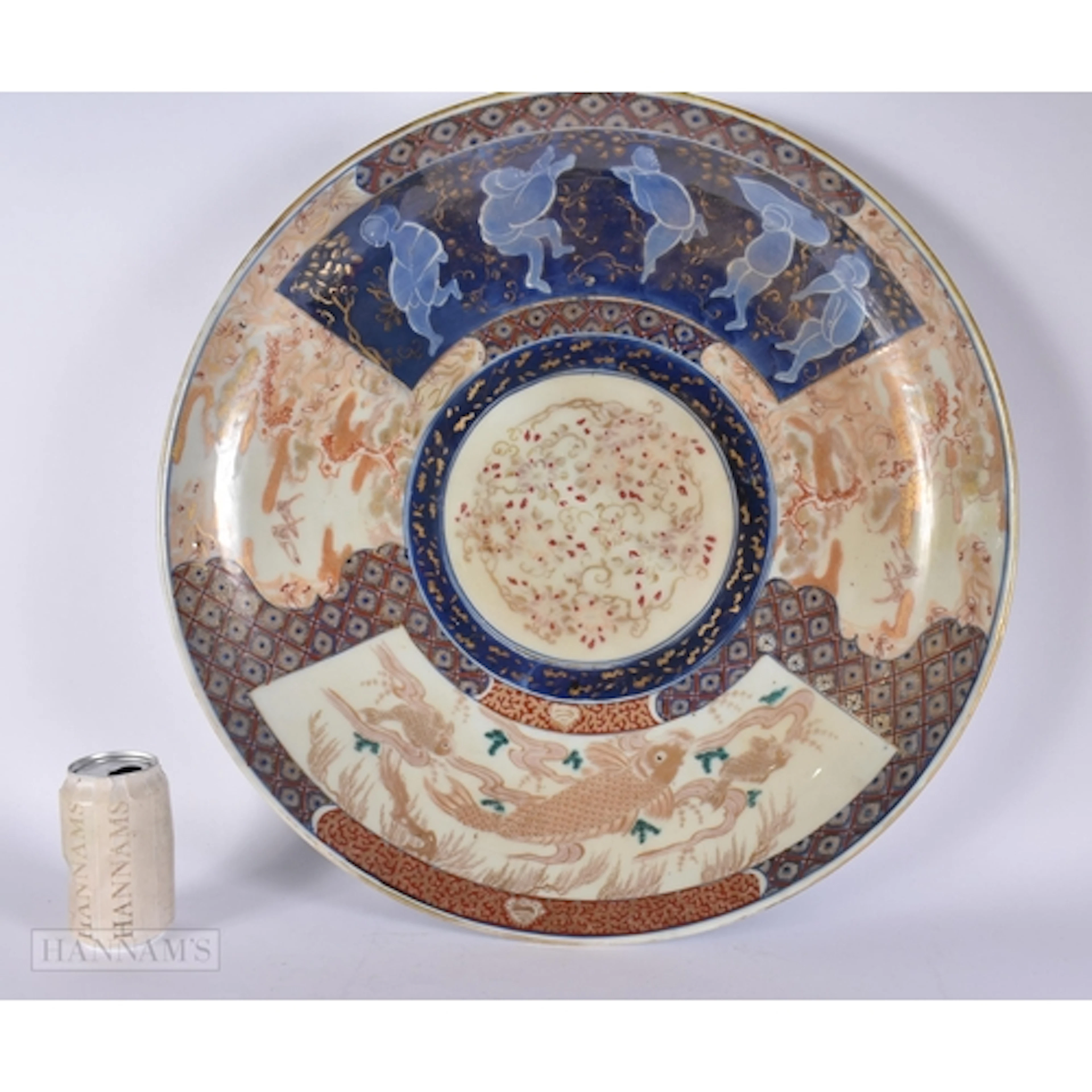 A VERY LARGE 19TH CENTURY JAPANESE MEIJI PERIOD IMARI DISH p...