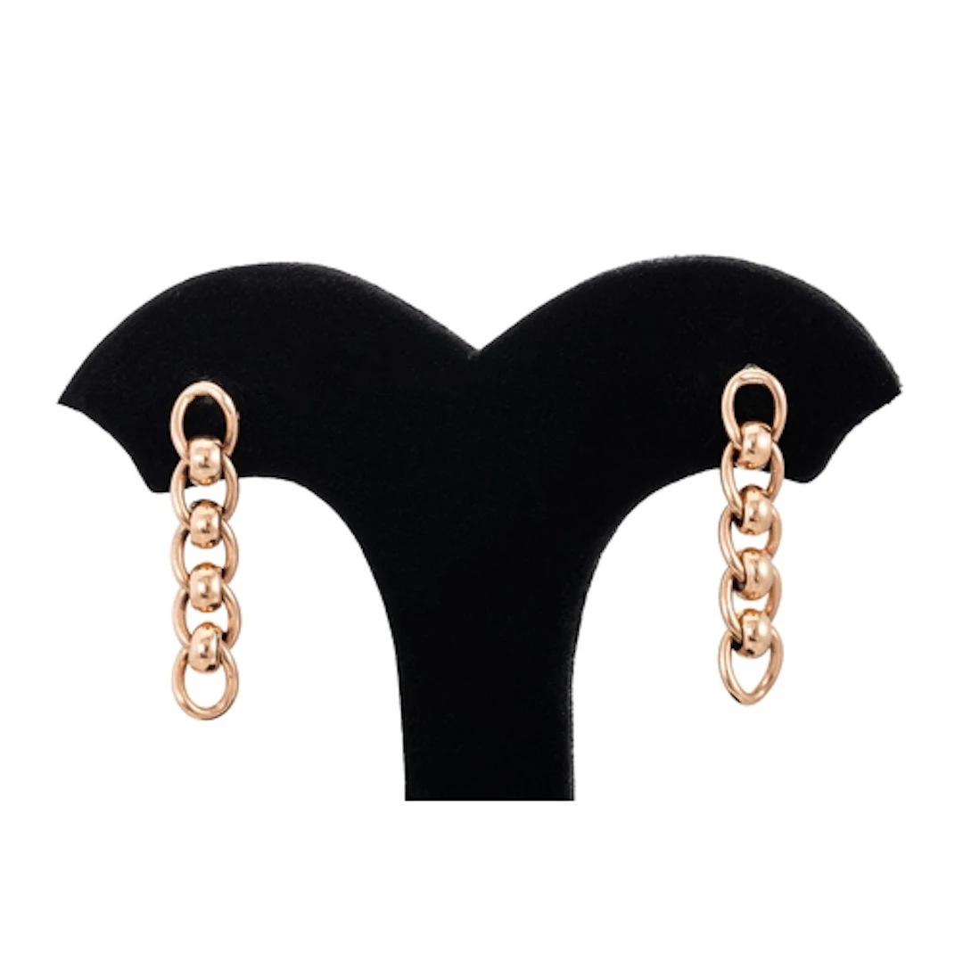 A PAIR OF 9CT GOLD DROP EARRINGS, gw 3.8 g.