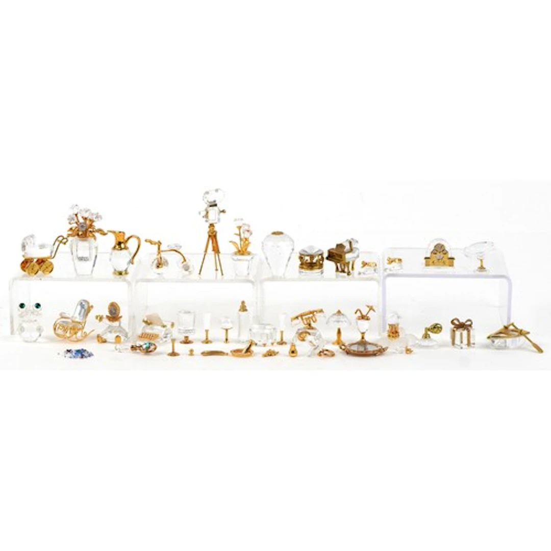 Collection of decorative crystal and brass doll's house acce...