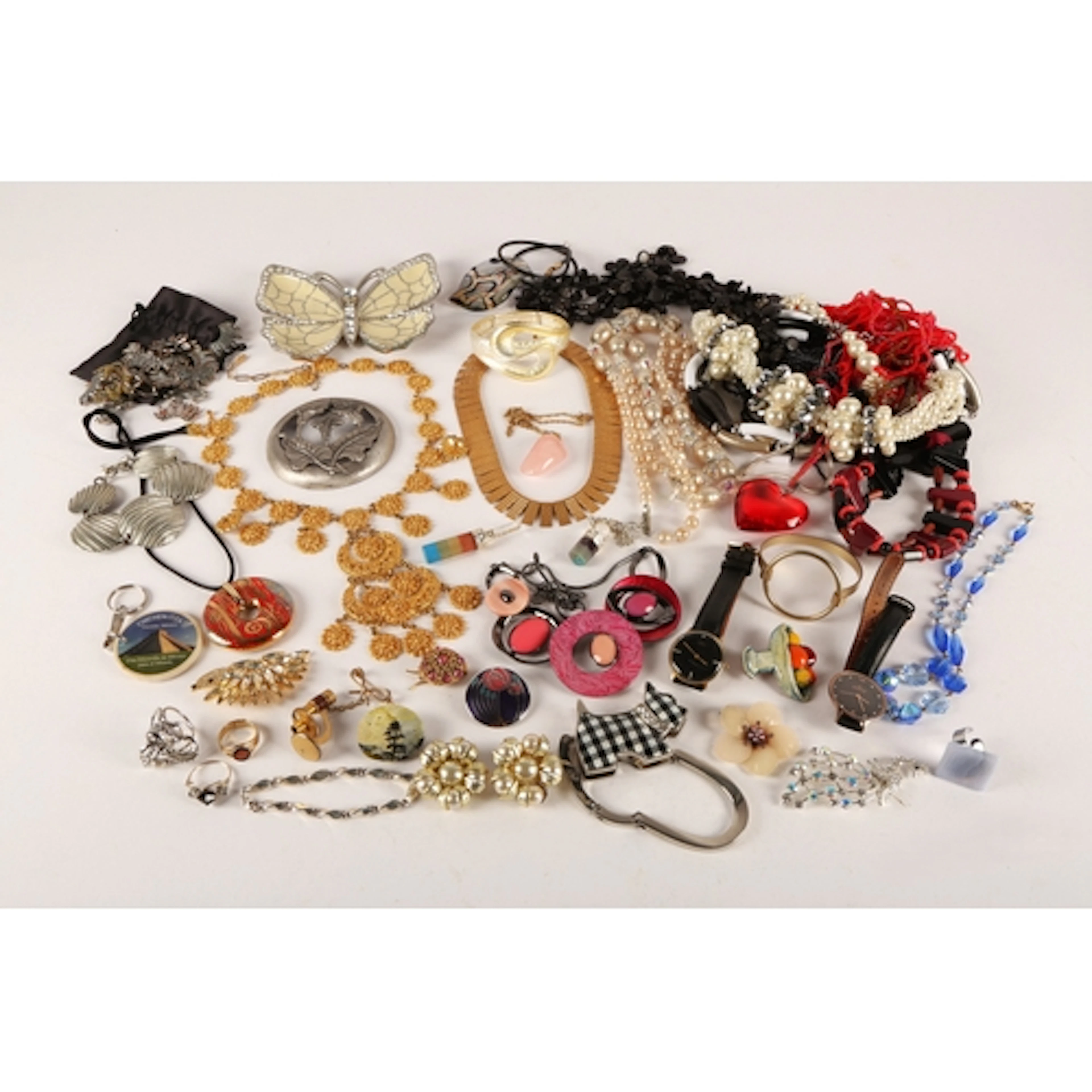 Large quantity of jewellery to include costume, vintage and ...