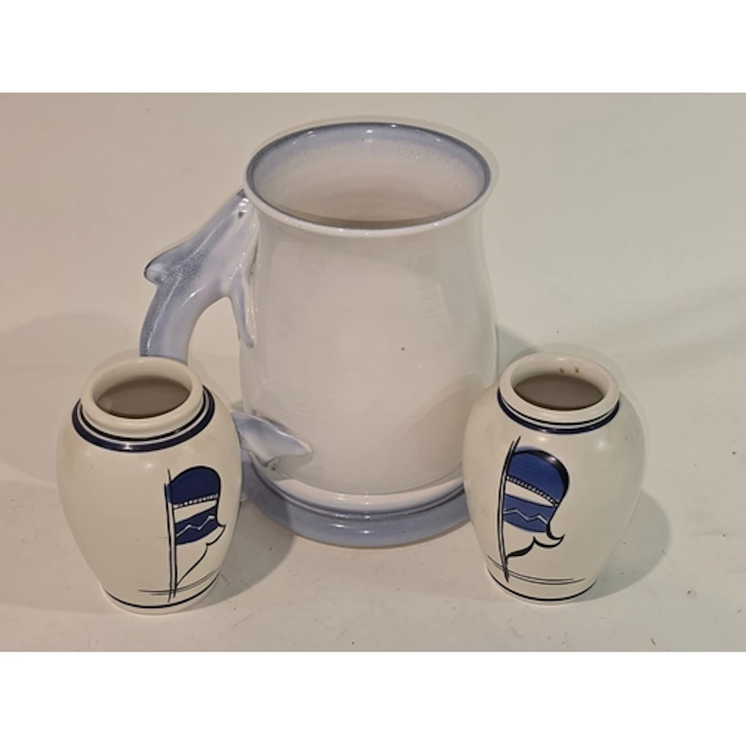 Poole Pottery large Alan White Dolphin tankyard 6" high toge...