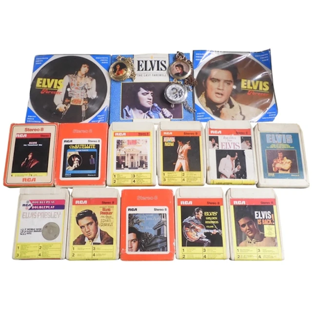 ELVIS - 8 TRACK CARTRIDGES/PICTURE DISCS - A Collection of e...