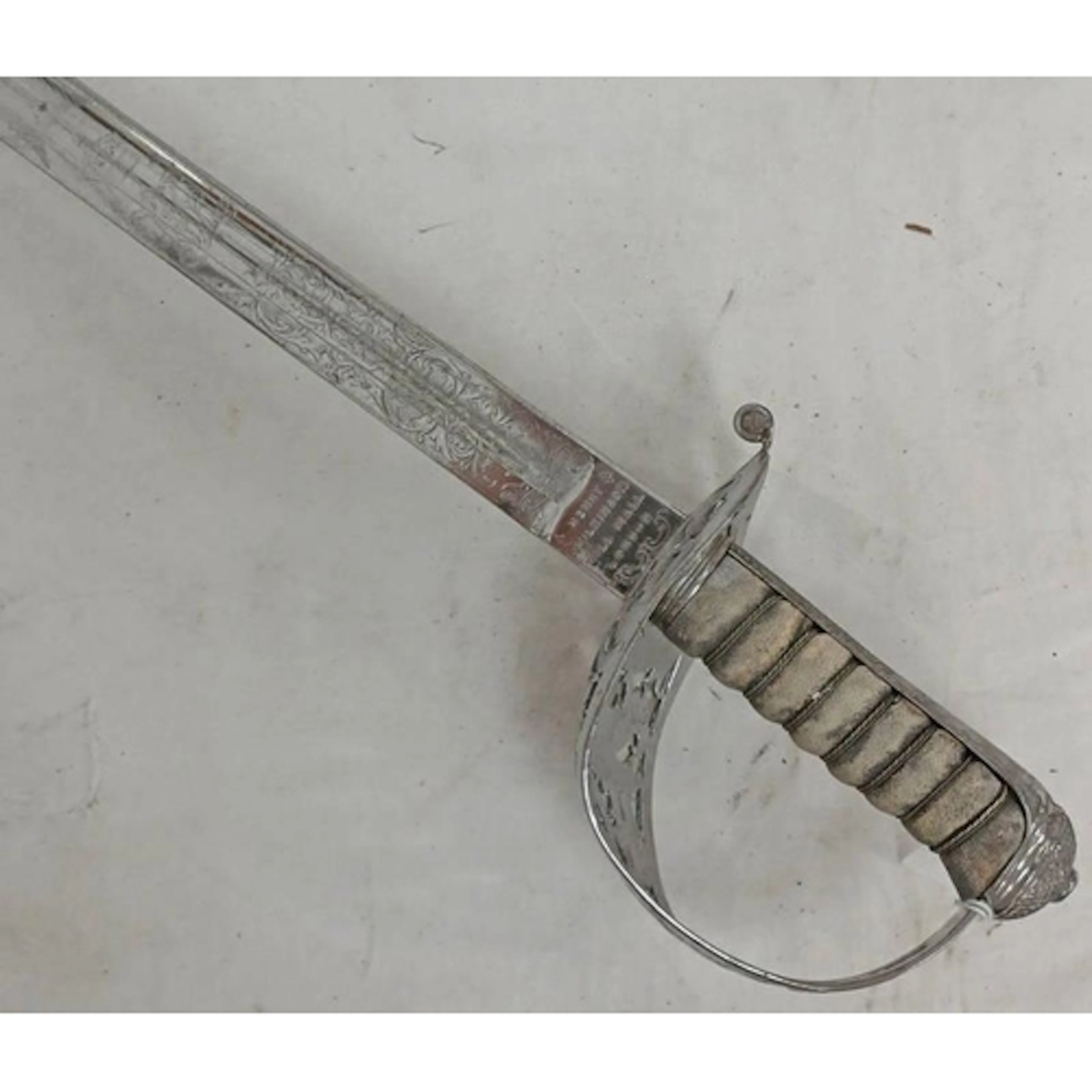 THE BLACK WATCH ROYAL HIGHLANDERS OFFICERS SWORD BY HENRY WI...