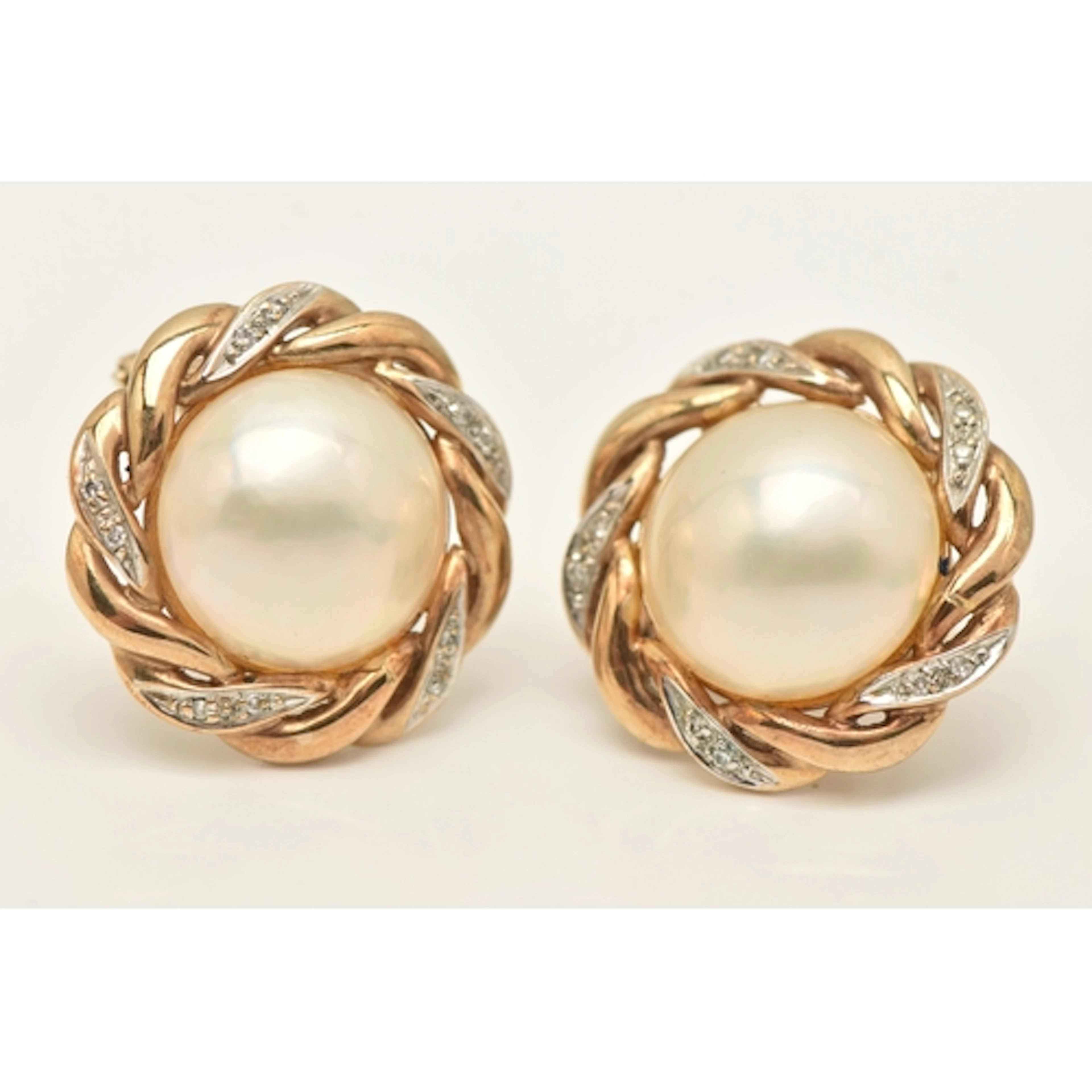 A PAIR OF 9CT GOLD MABE PEARL EARRINGS, approximate width of...
