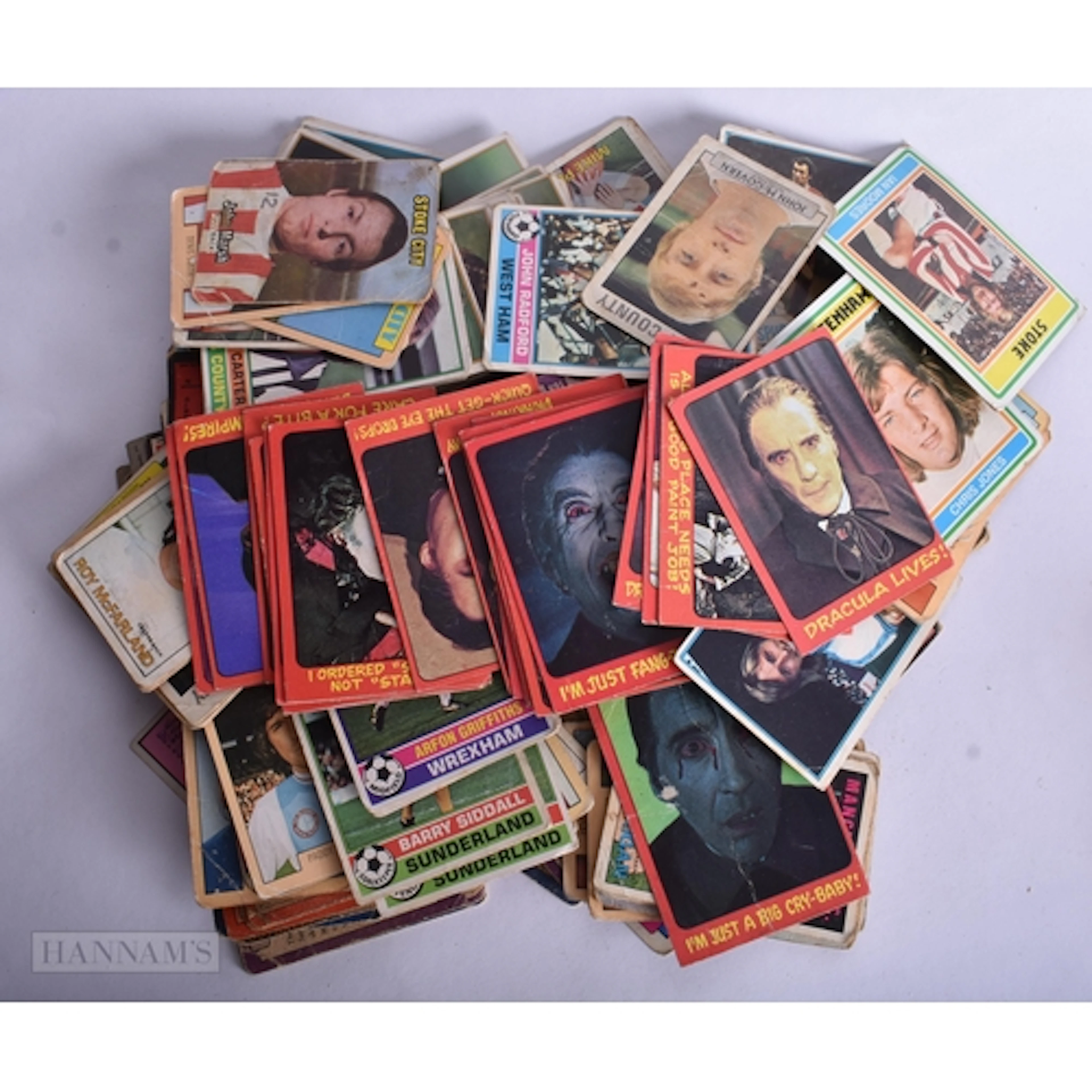 ASSORTED VINTAGE FOOTBALL INTEREST CIGARETTE CARDS. (qty)