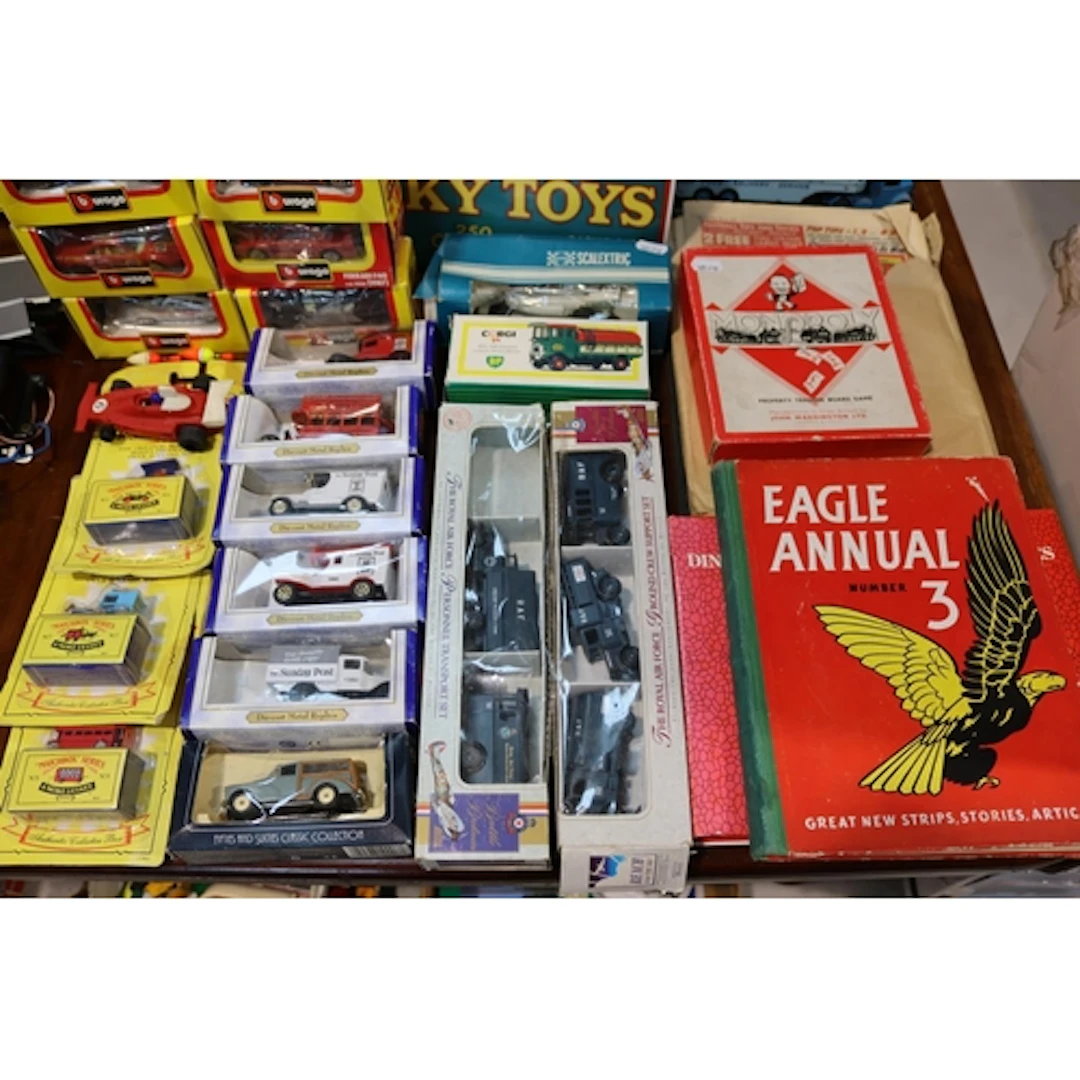 Diecast models to include seven Burago, five Oxford Diecast,...