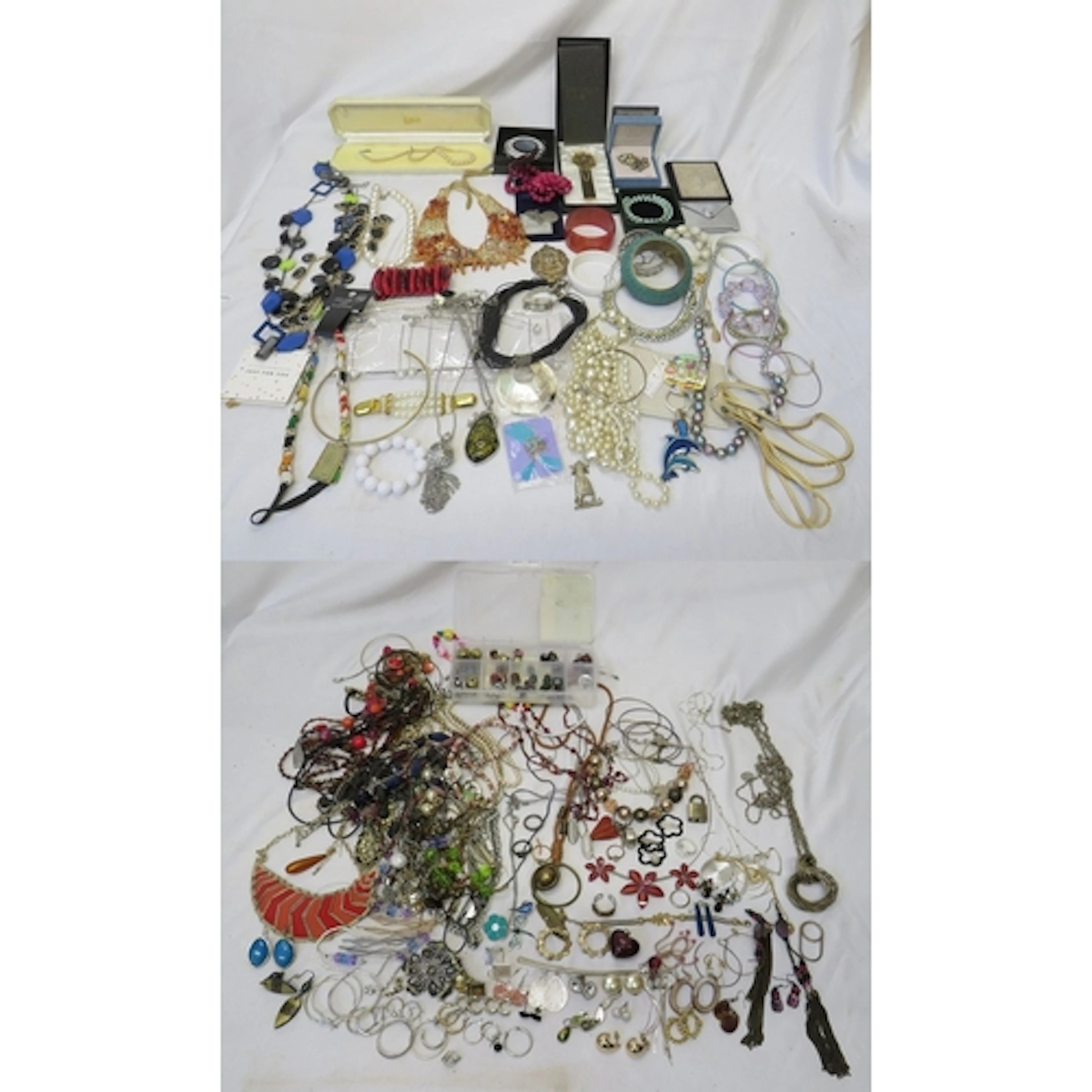 Costume Jewellery incl. fabric bib necklace with stone chips...