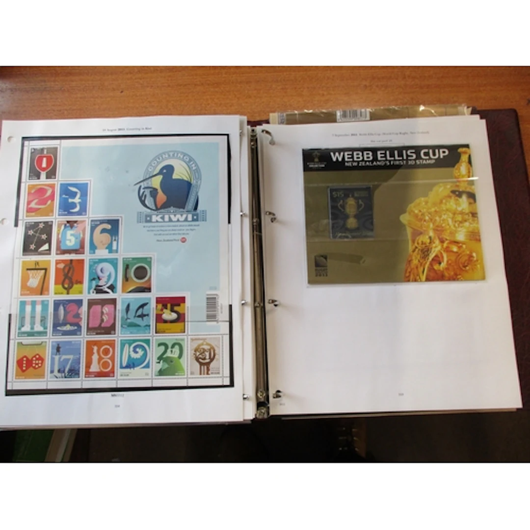 New Zealand. Modern UM, commems range from 2006 to 2011 incl...
