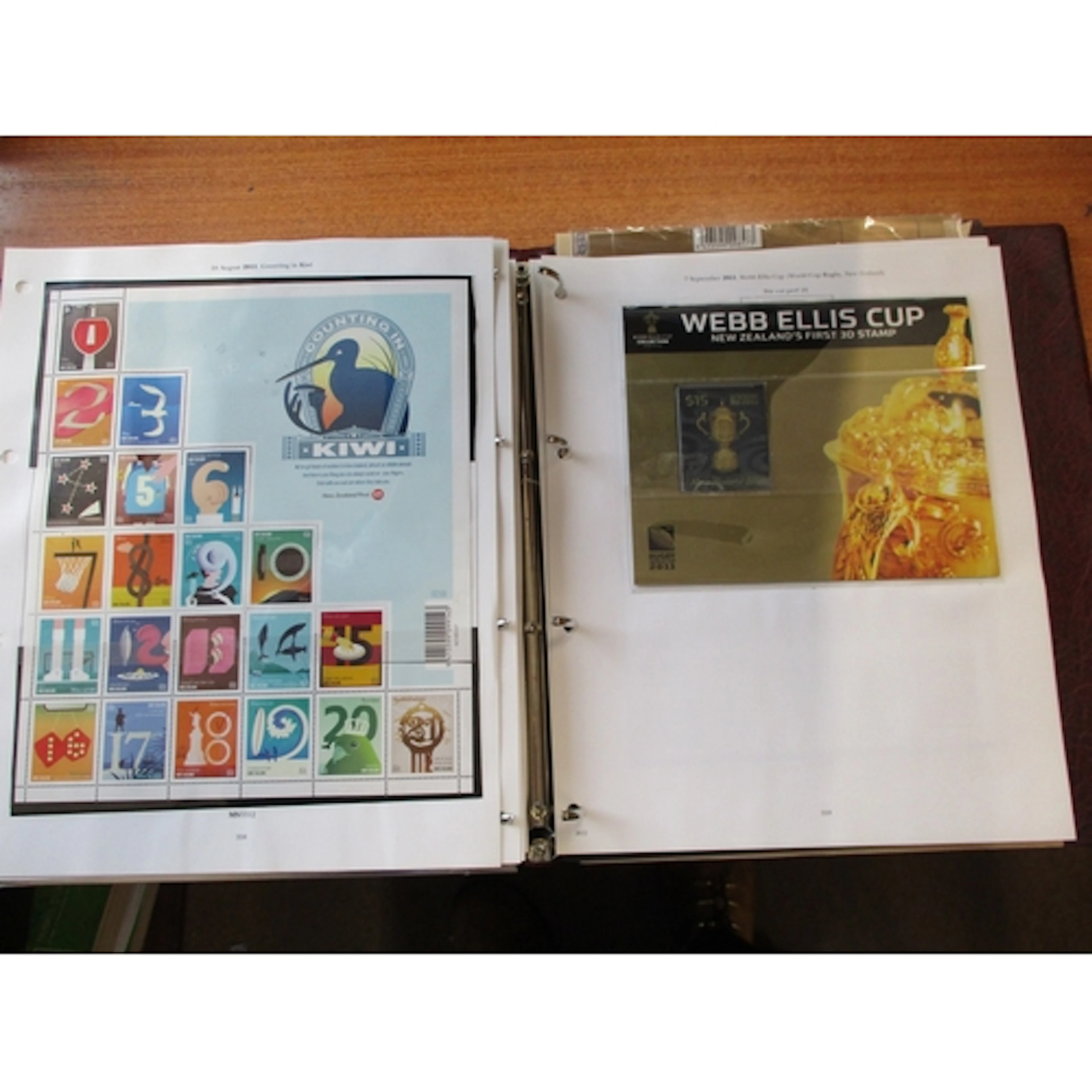New Zealand. Modern UM, commems range from 2006 to 2011 incl...
