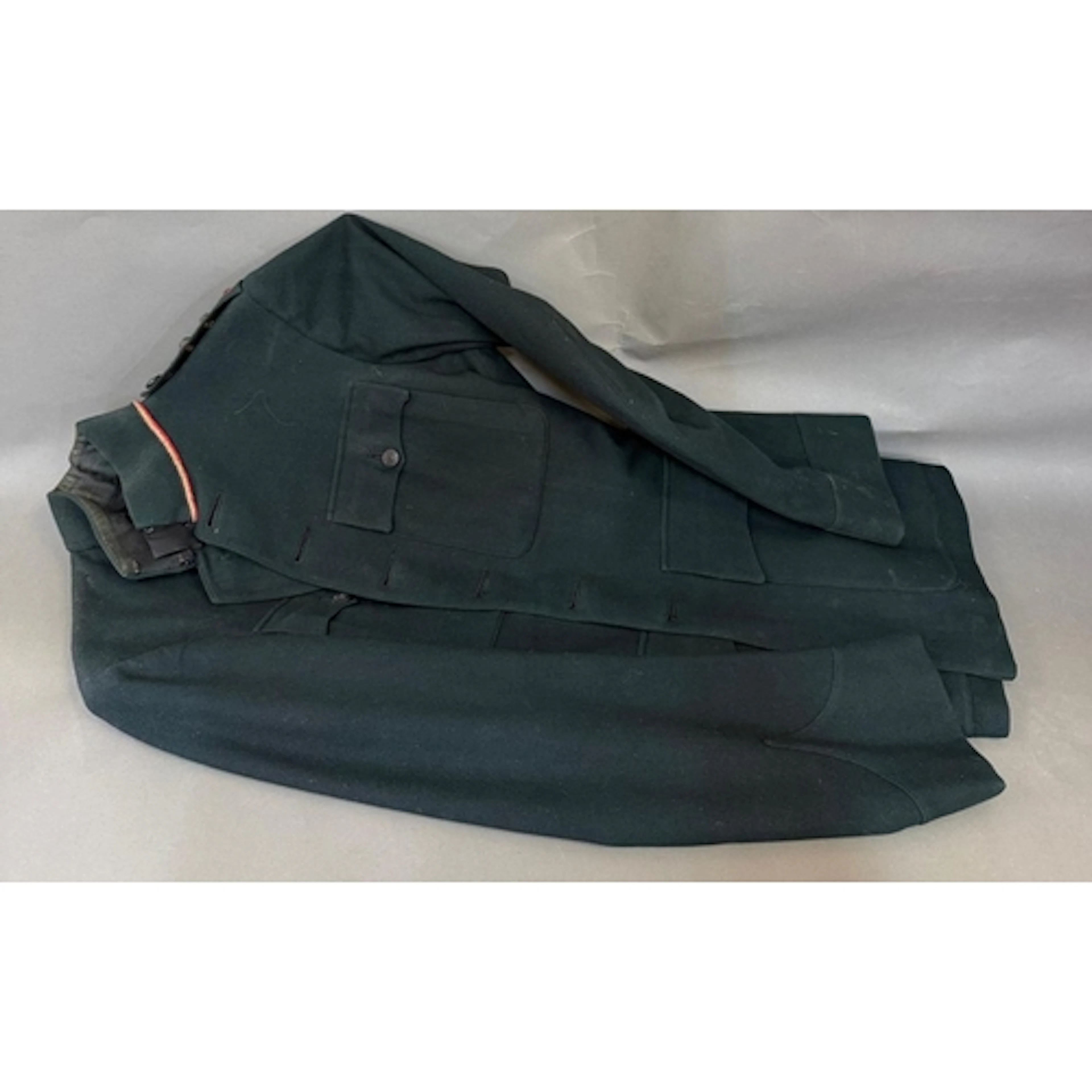 A 1950/60's Dark Green Wool Military Service Tunic