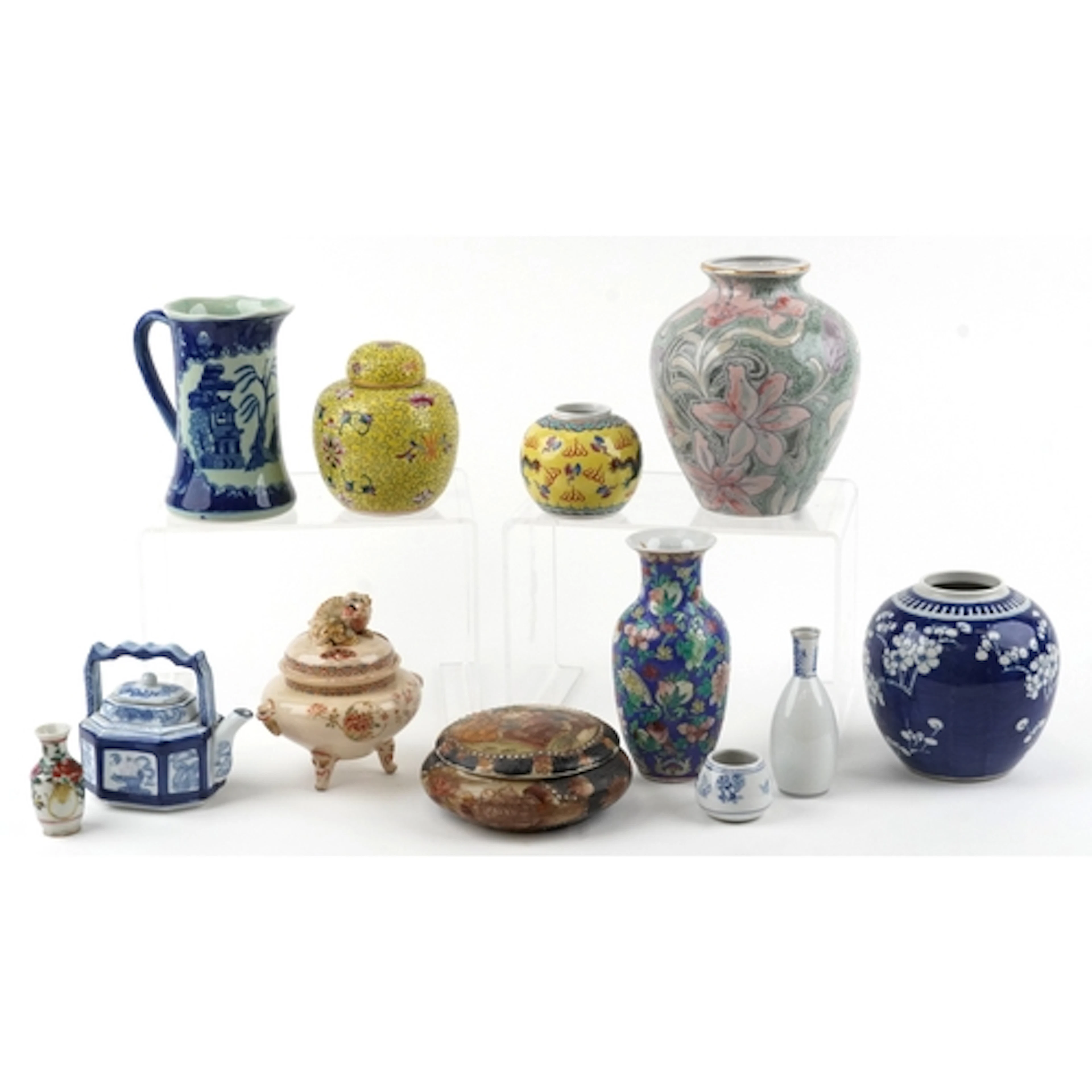Collection of Chinese and Japanese ceramic items including a...