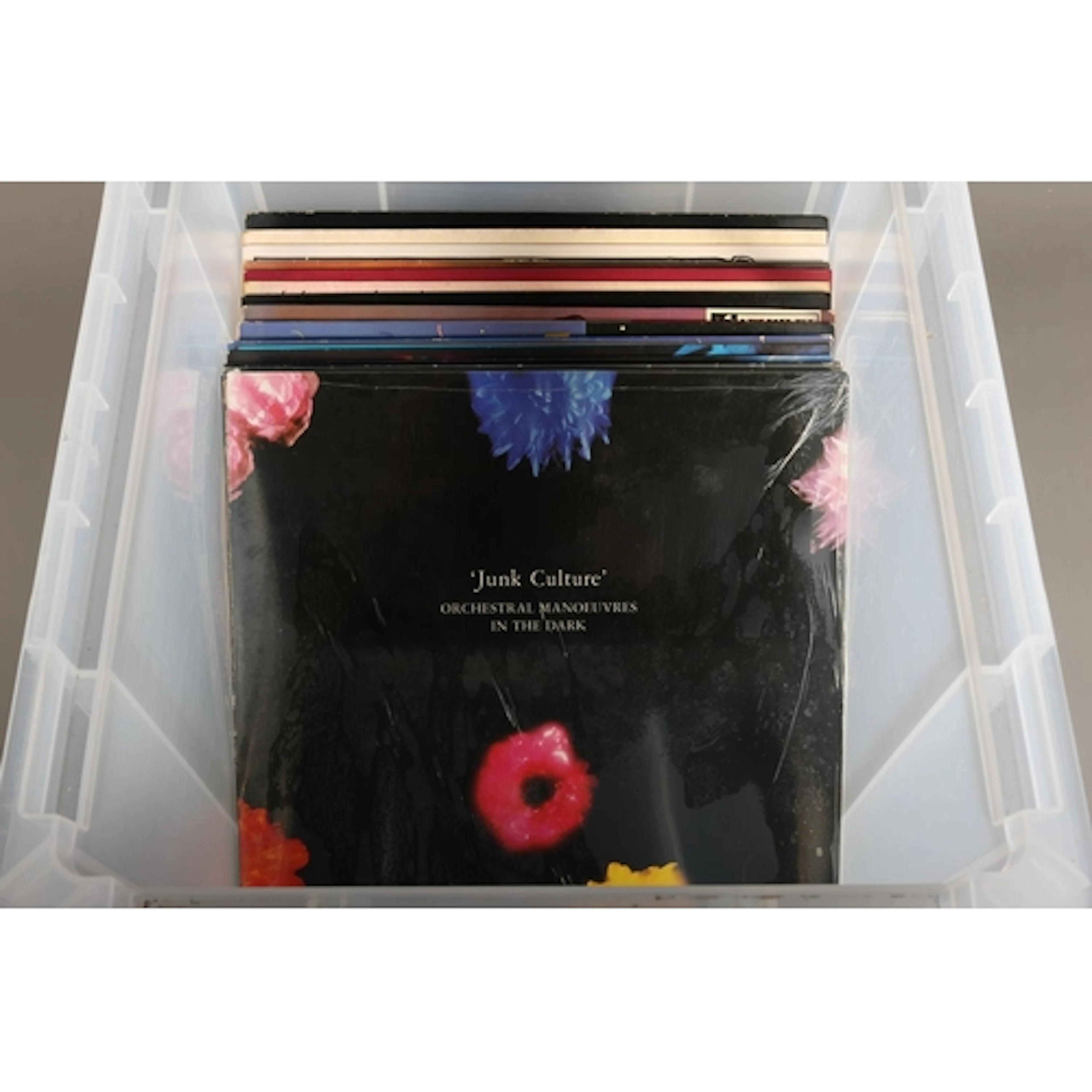 Box containing mixed vinyl records to include Talking Heads,...