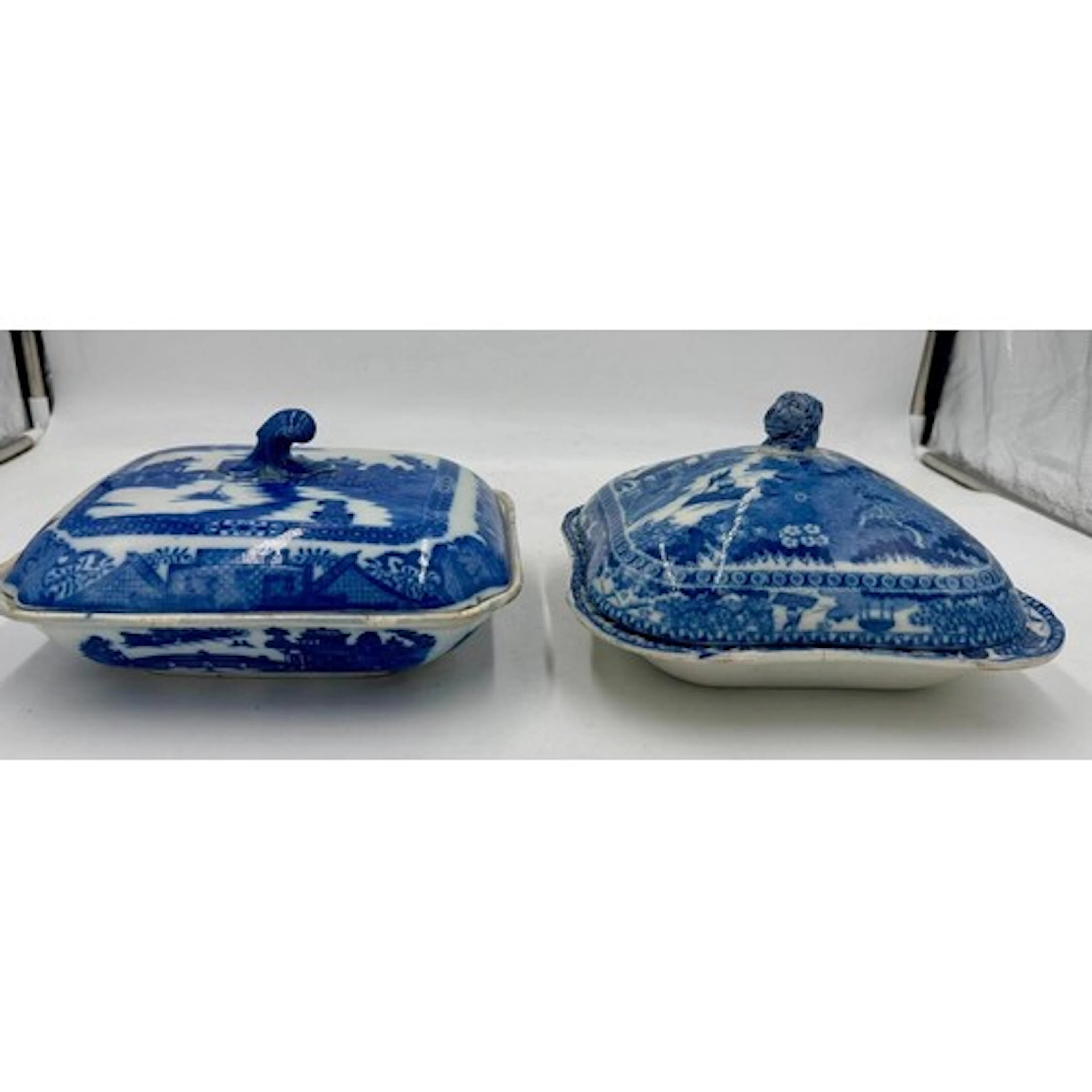 Two early 19th century blue and white transfer-printed veget...