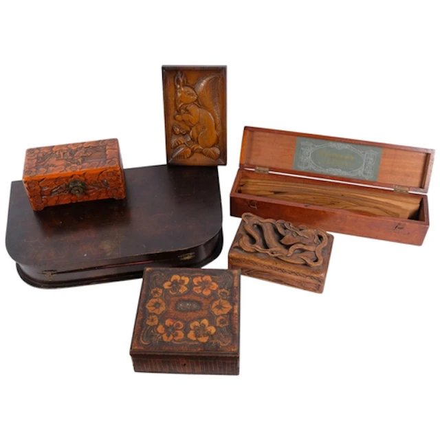 An Oriental box with carved dragon design to the lid, 20cm a...