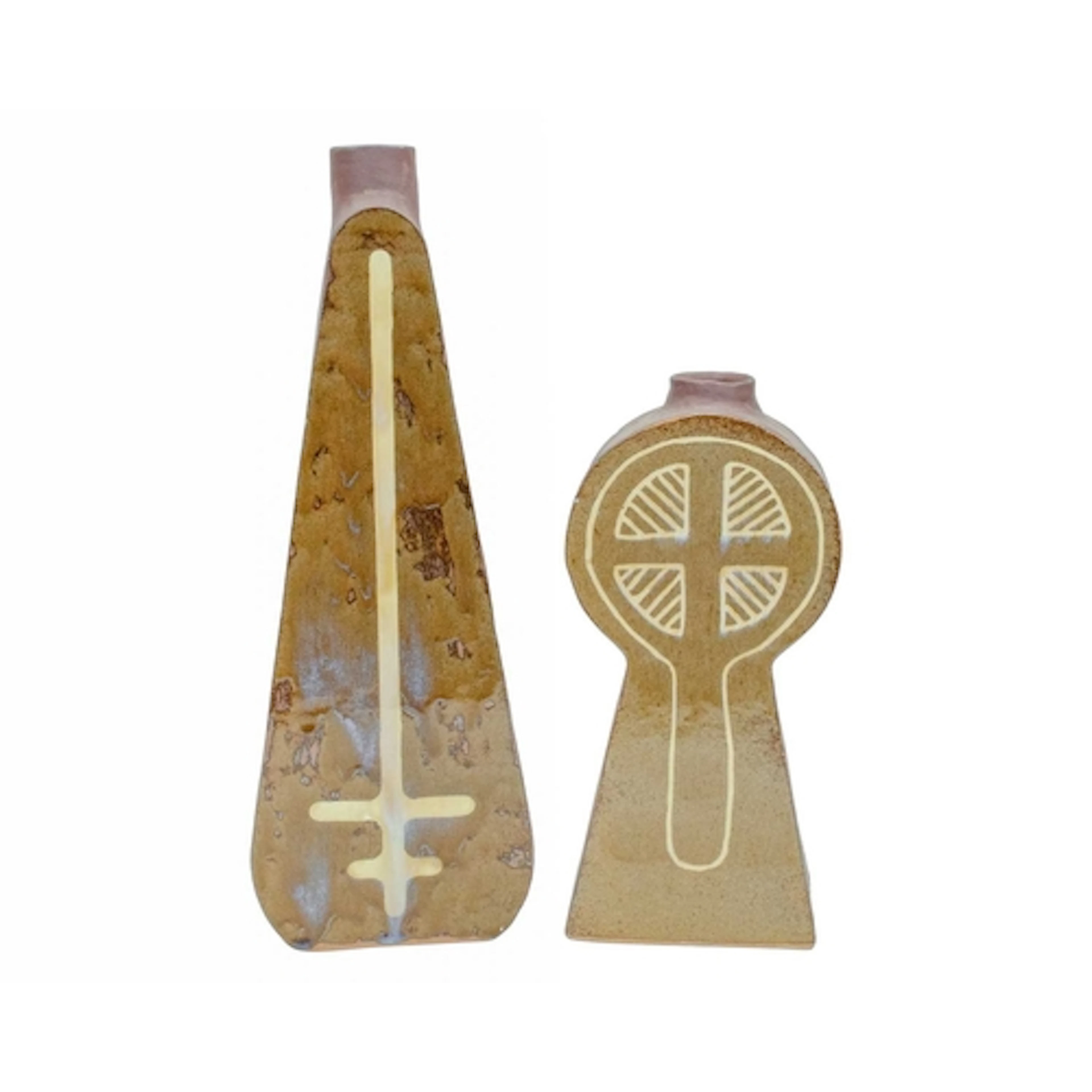 Nigel COUCH Two terracotta vases. One in the form of a Celti...
