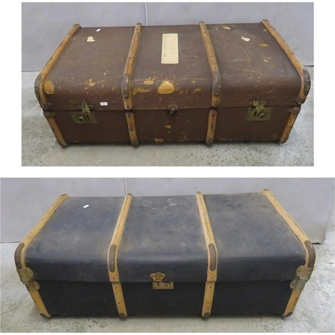 Vintage Wooden Luggage Case, brass fittings, leather handles...