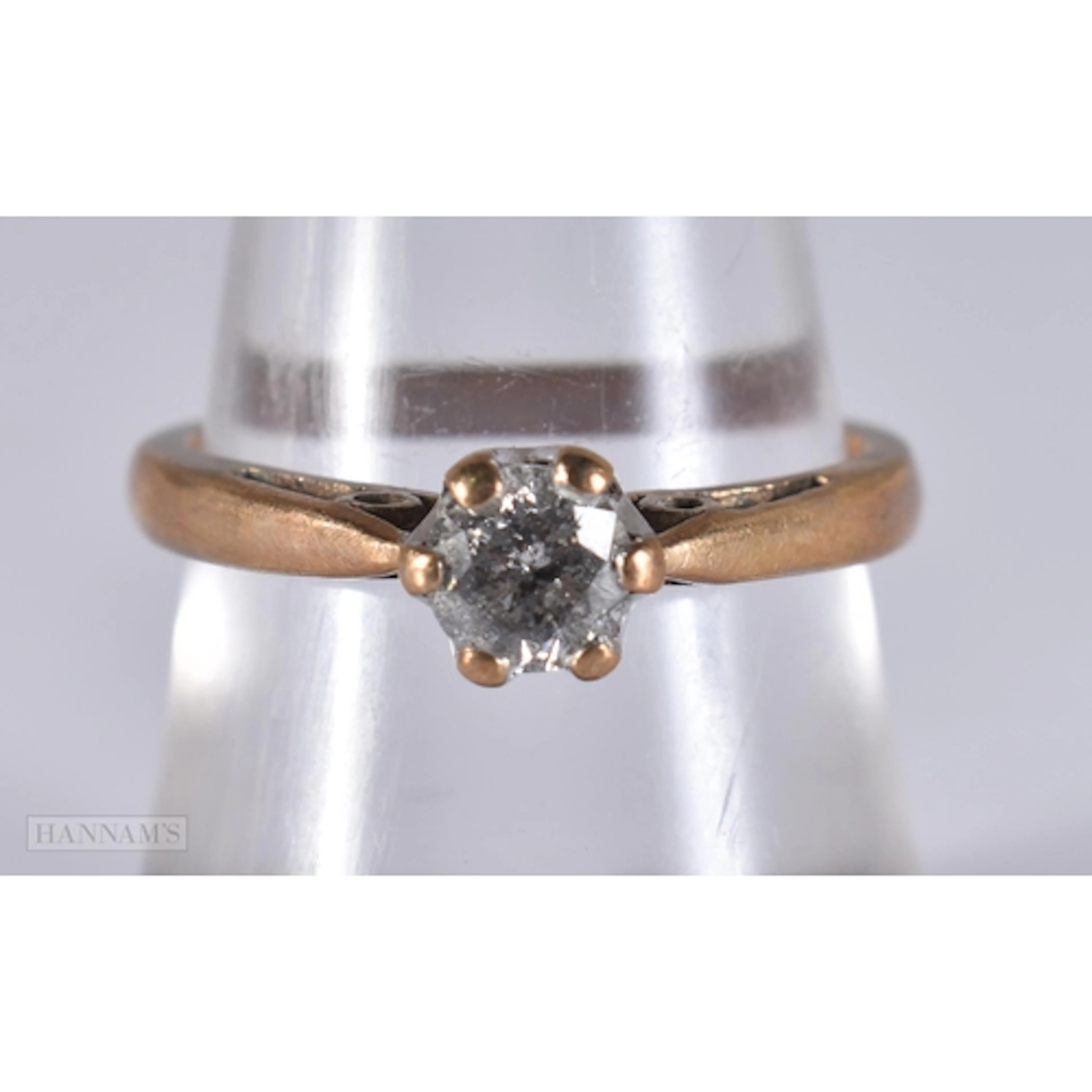9ct gold vintage diamond solitaire ring. Diamond 1/4 Carat,...