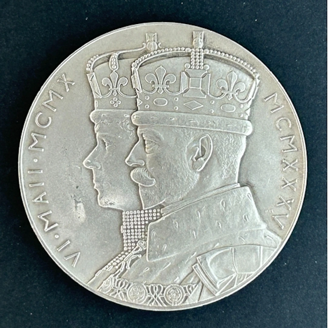 The official Royal Mint George V Silver Jubilee 1935 Silver ...