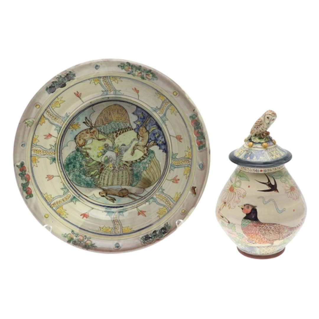 MAUREEN MINCHIN (B 1954). STUDIO POTTERY BOWL & LIDDED JAR. ...