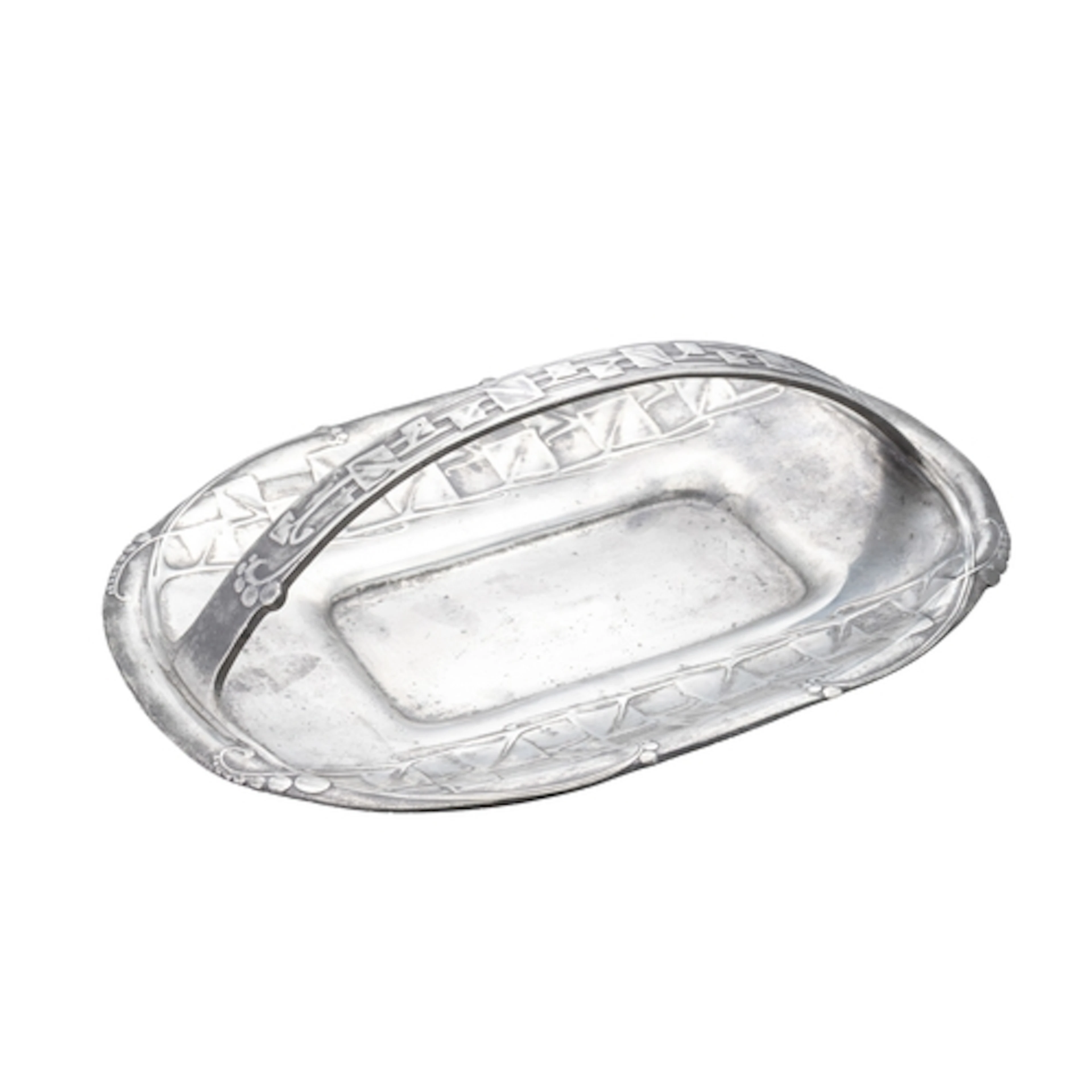 A 1920'S ENGLISH PEWTER FRUIT DISH, of shaped rectangular fo...