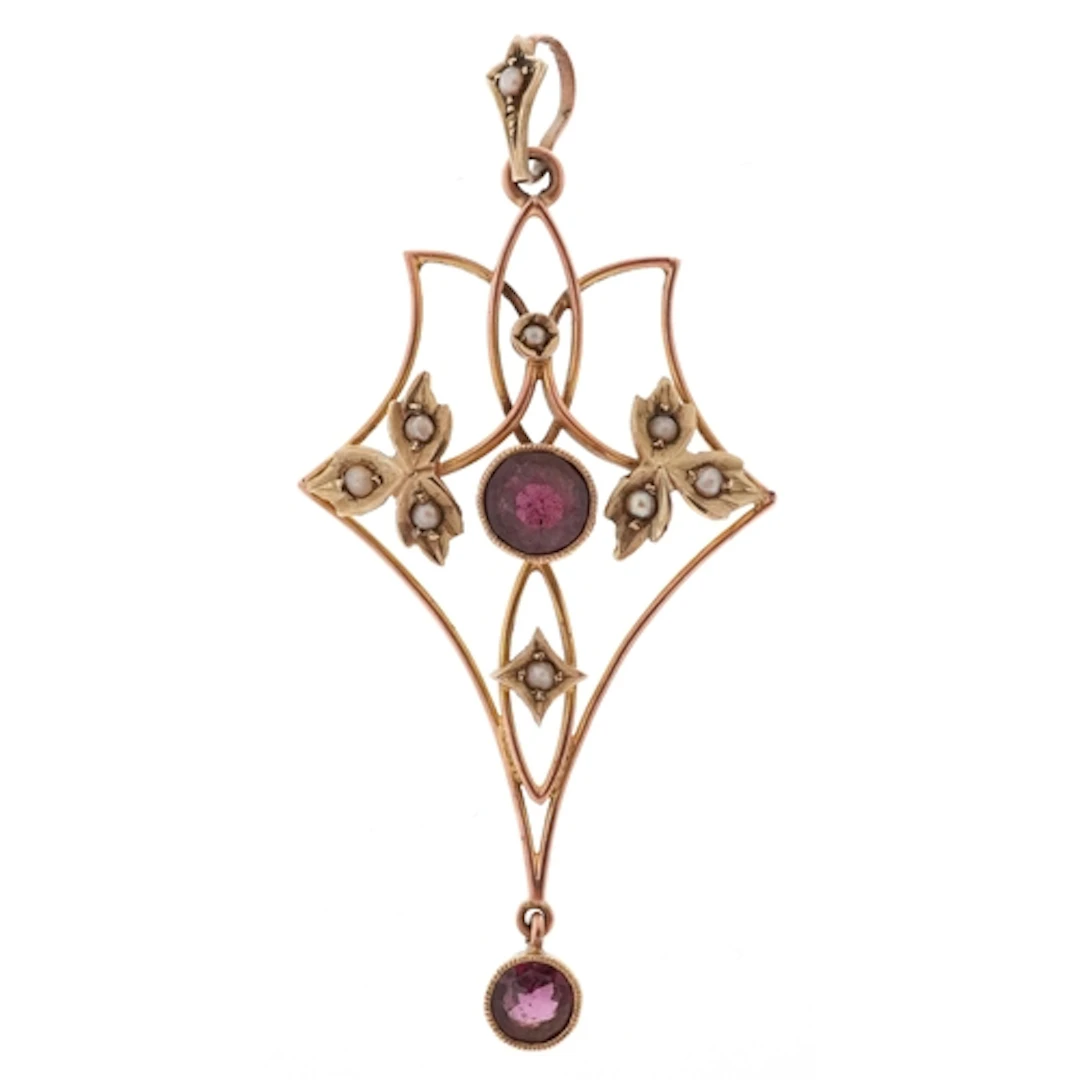 Edwardian 9ct gold garnet and seed pearl openwork pendant, 5...