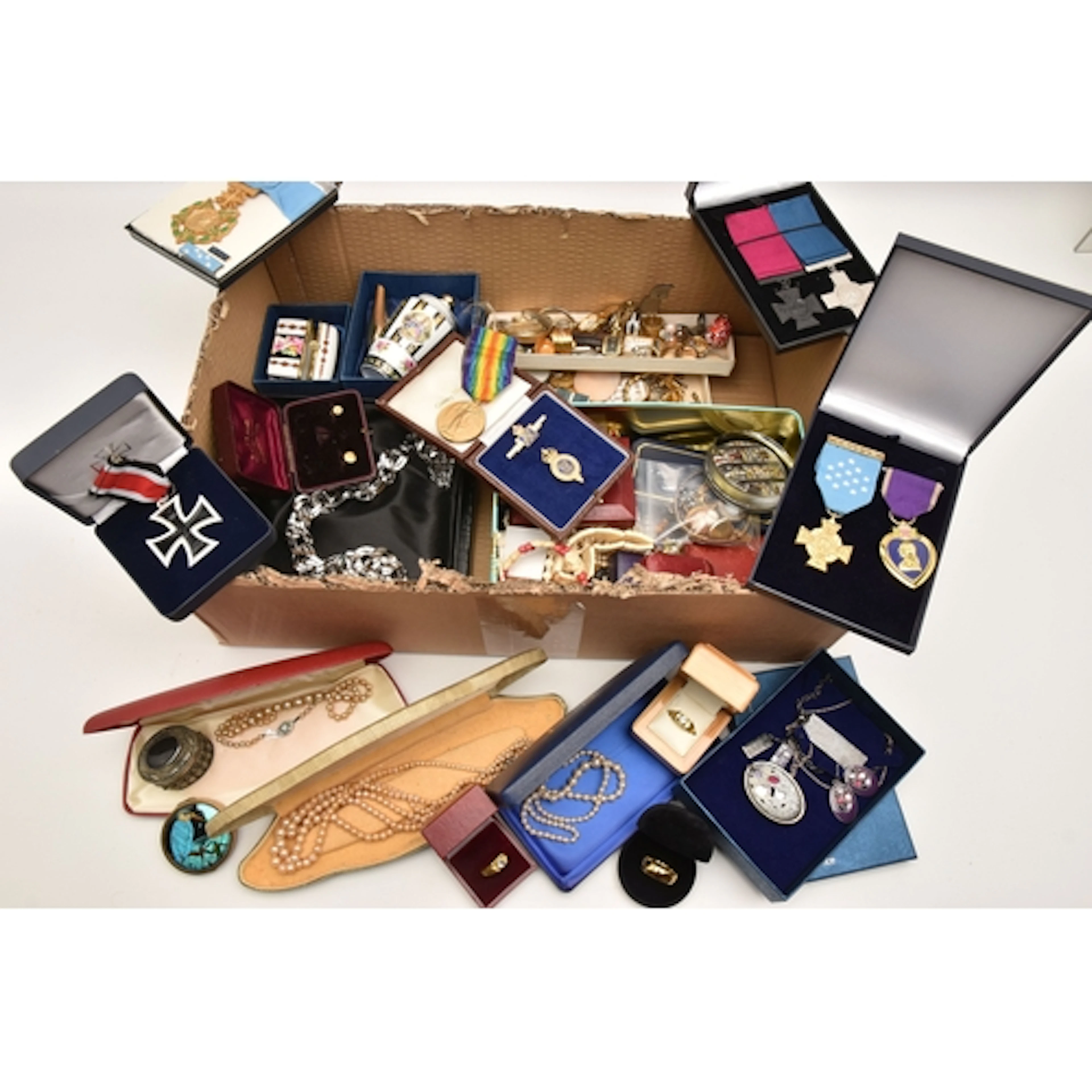 A BOX OF ASSORTED COSTUME JEWELLERY AND ITEMS, to include ca...