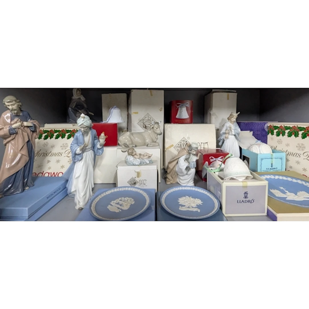 Lladro Nao and Wedgwood to include seven Nao Nativity figuri...