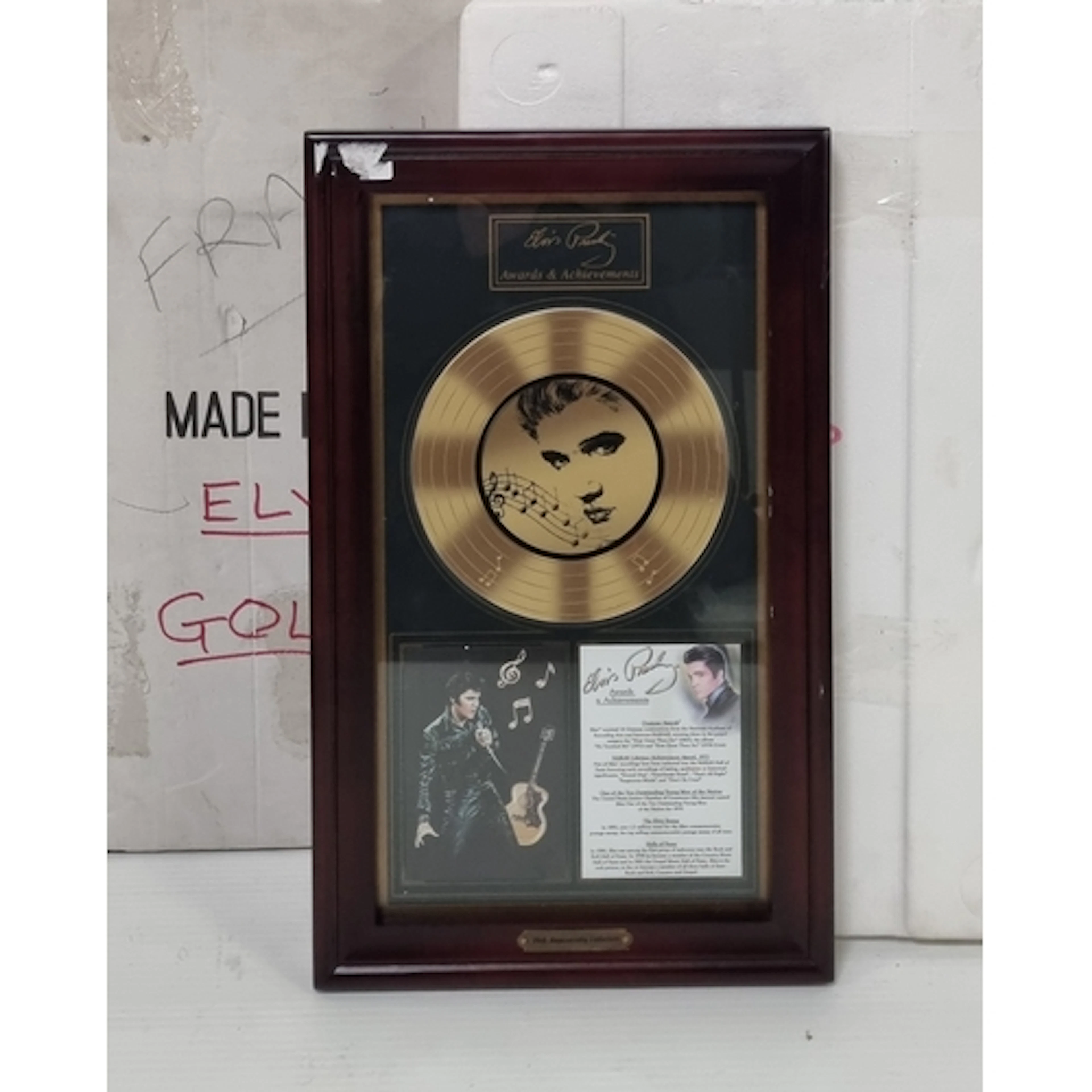Bradford Exchange Elvis Presley 75th Anniversary Tribute Gol...