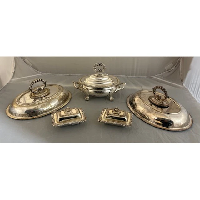 A silver plated tureen two small tureen and two lids (5)